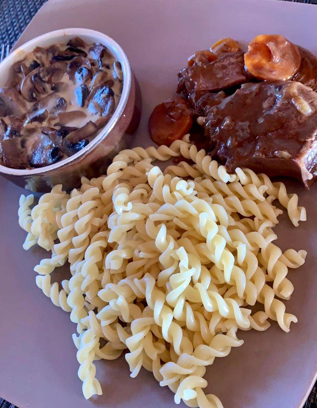 Jarret de boeuf à la Bourguignonne - Recette Cookeo | Moulinex