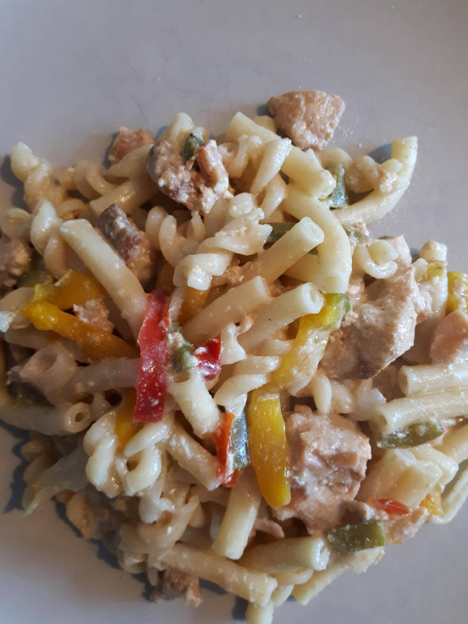 Pâtes au saumon, poivrons et lait de coco - Recette Cookeo V3 | Moulinex