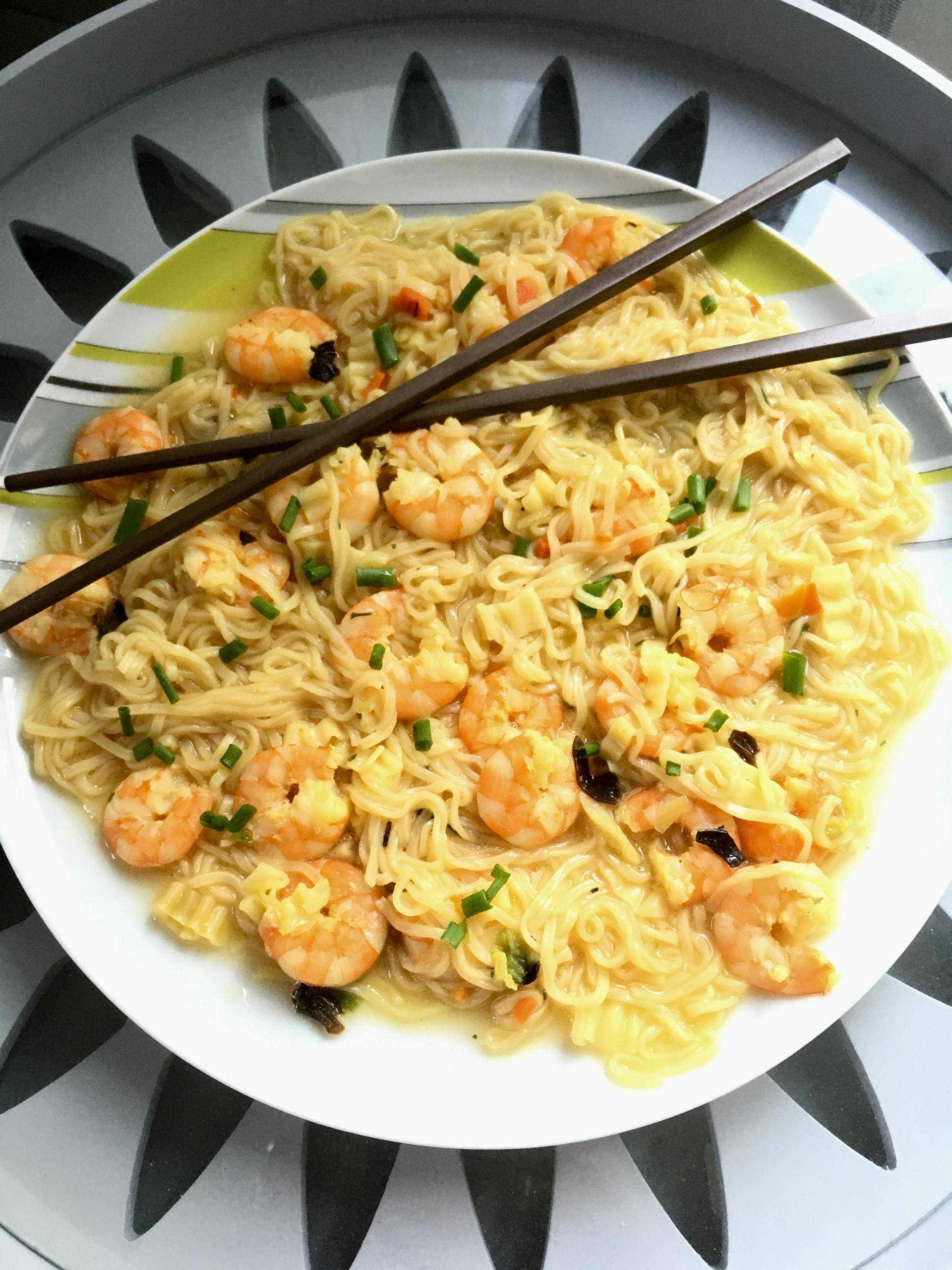 Nouilles aux crevettes sauce thaï - Recette Cookeo | Moulinex