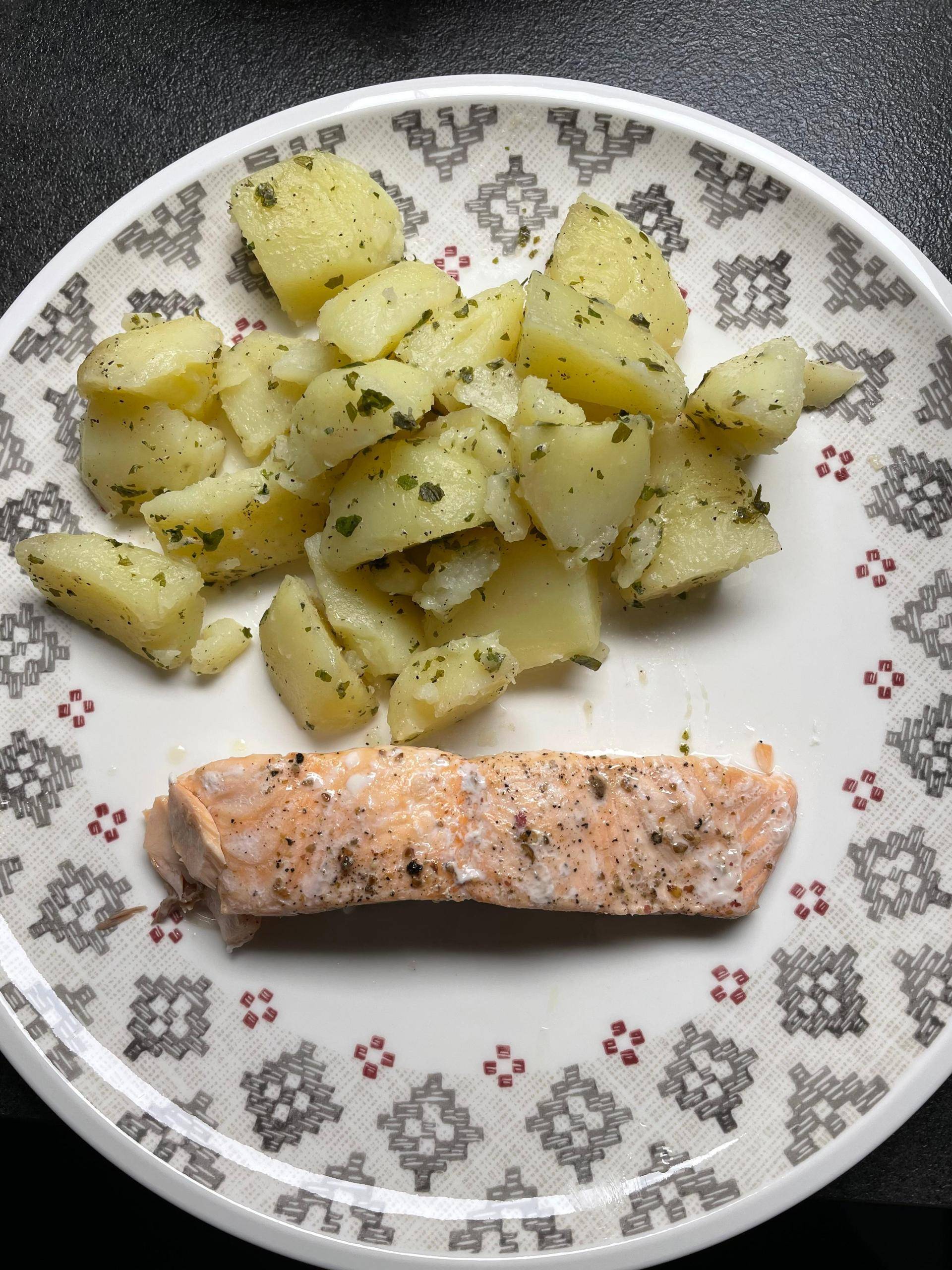 Pavé de saumon et pommes de terre vapeur - Recette Companion Connect XL | Moulinex