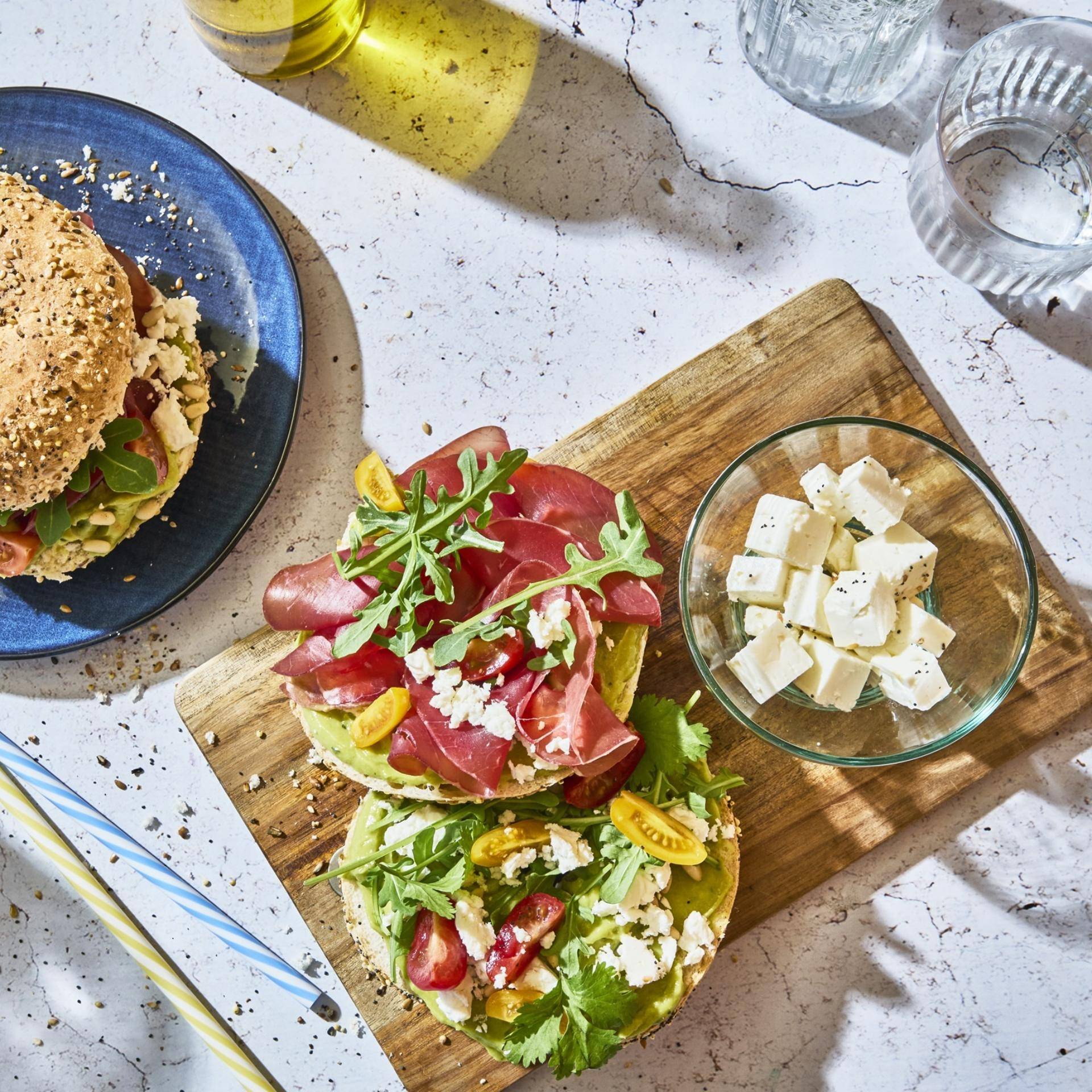 Bagel à la crème d’avocat et feta Salakis - Recette Perfectmix Cook | Moulinex