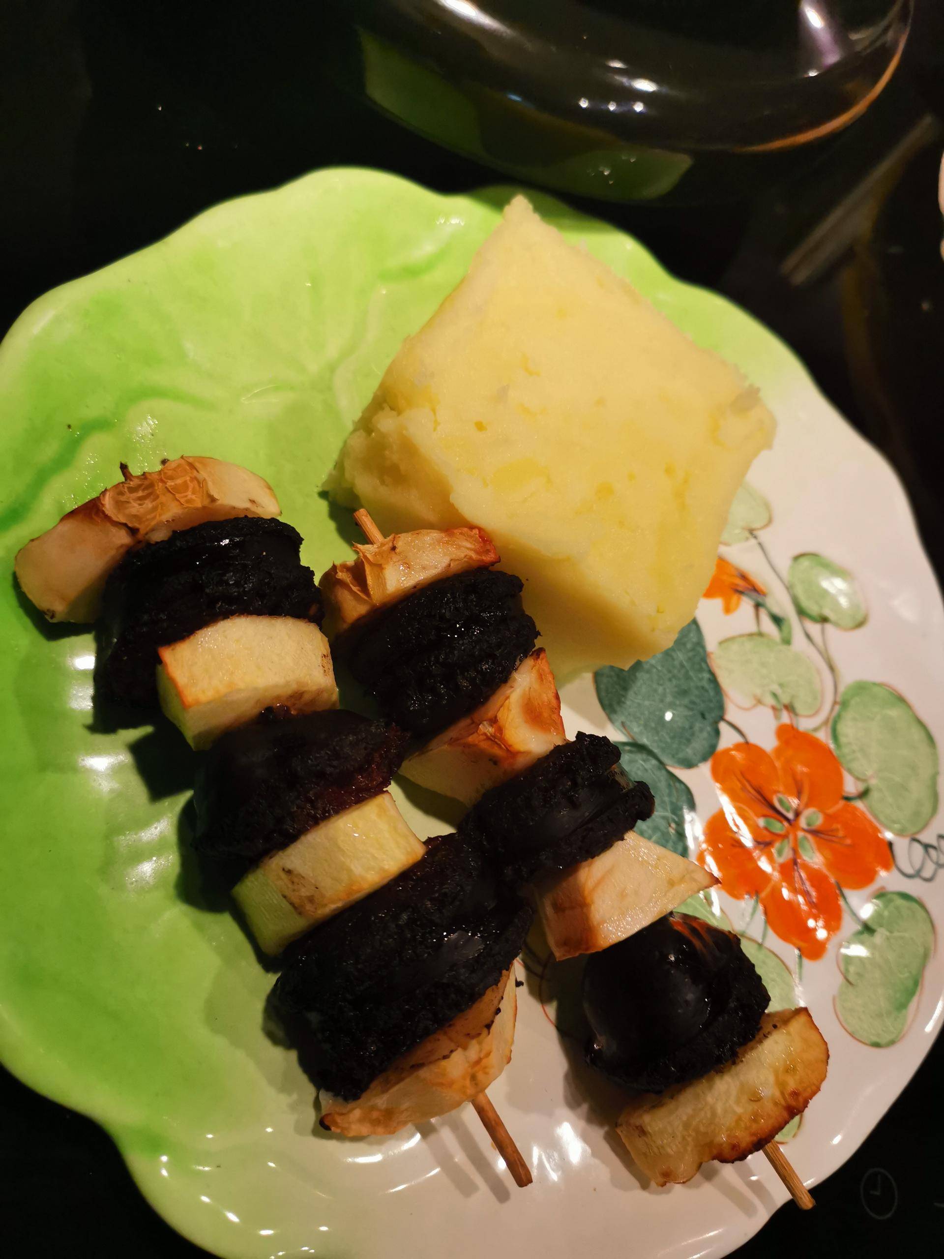 Brochettes de Boudin noir aux pommes - Recette Cookeo V3 | Moulinex