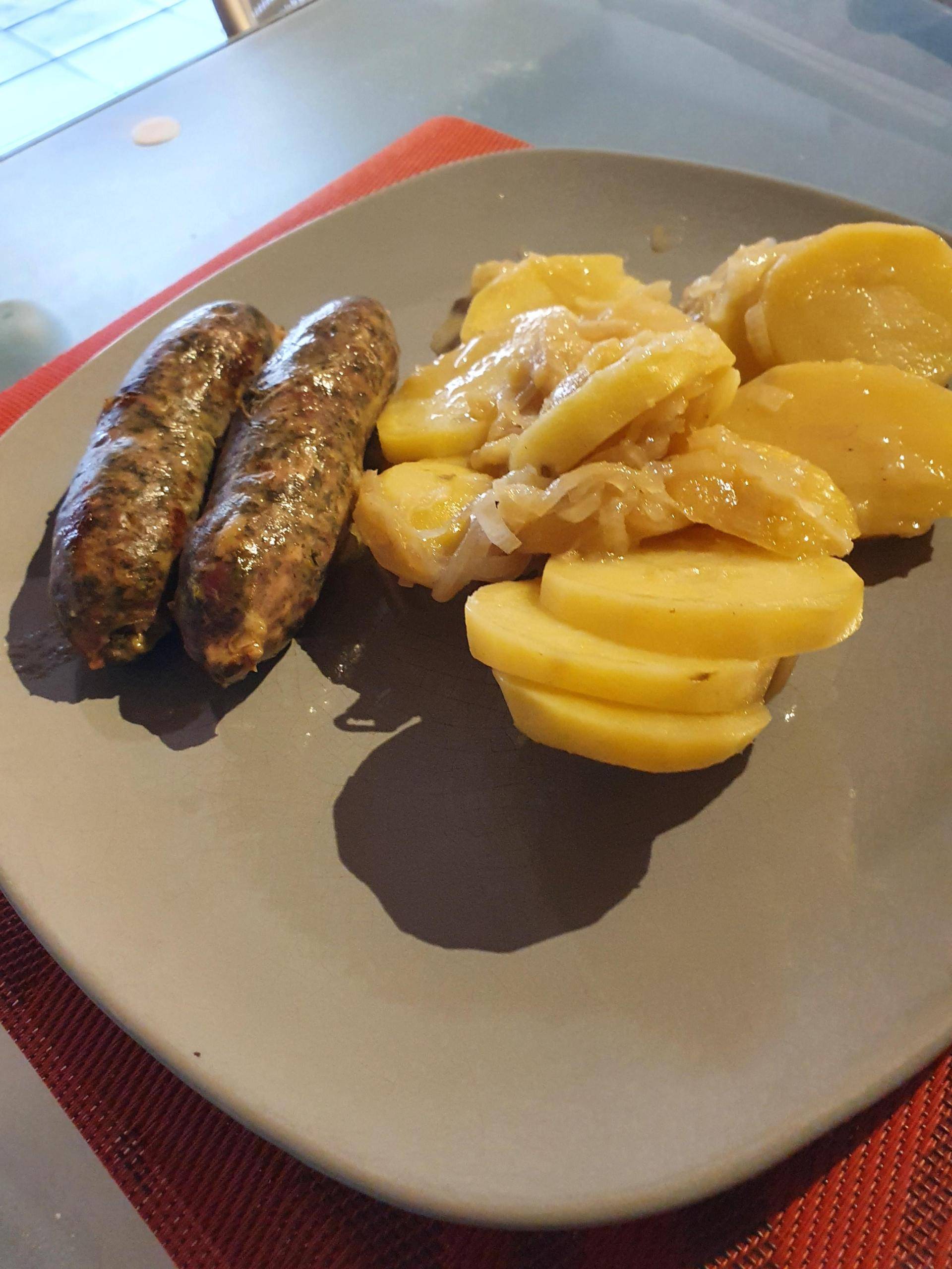 Saucisse a cuire (épinards et poireaux) pomme de terre - Recette Cookeo | Moulinex