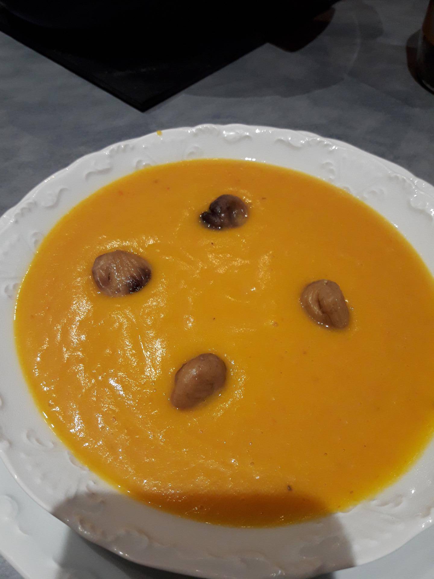 Velouté de potimarron au lait de coco et châtaignes - Recette Cookeo | Moulinex