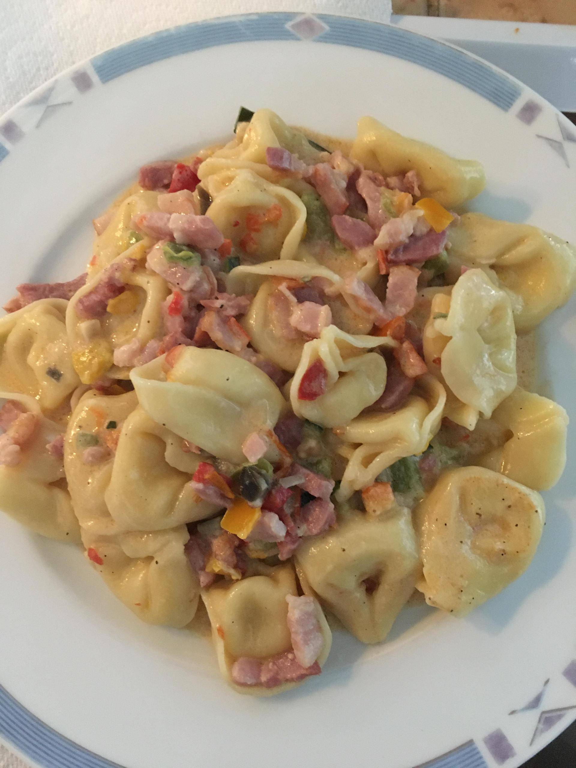 Tortellini au fromage lardon et légumes - Recette Cookeo V3 | Moulinex
