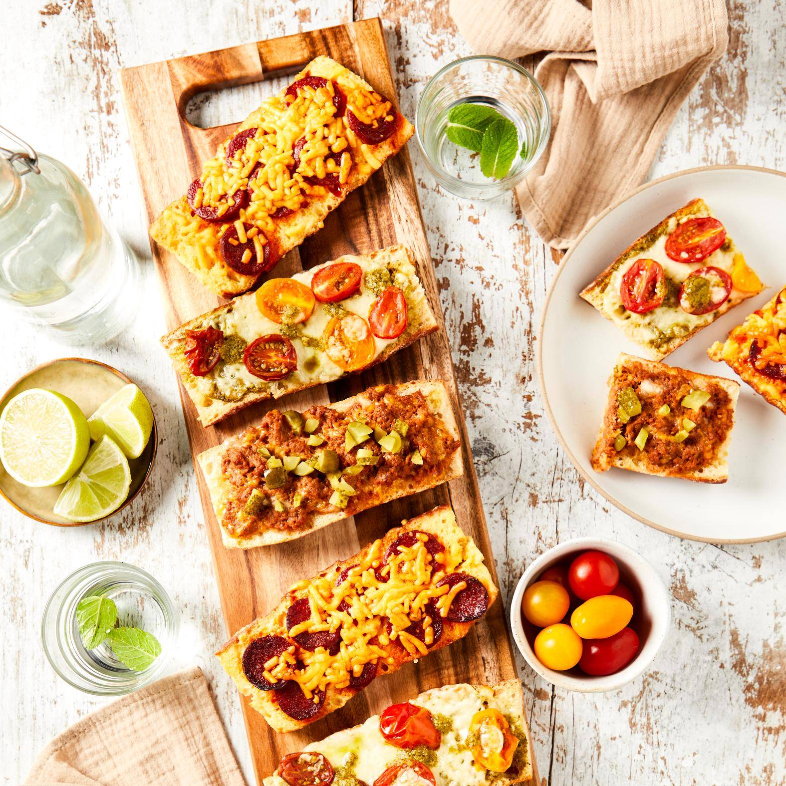 Pizza baguette mozza - Recette Cook'in One | Moulinex