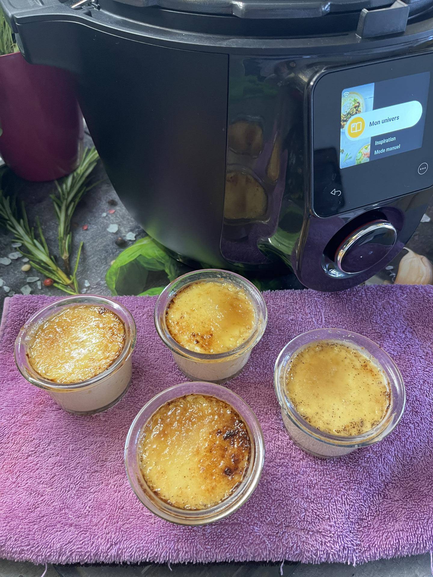 Crème brûlée à la vanille de bourbon - Recette Cookeo Infinity Autostir | Moulinex