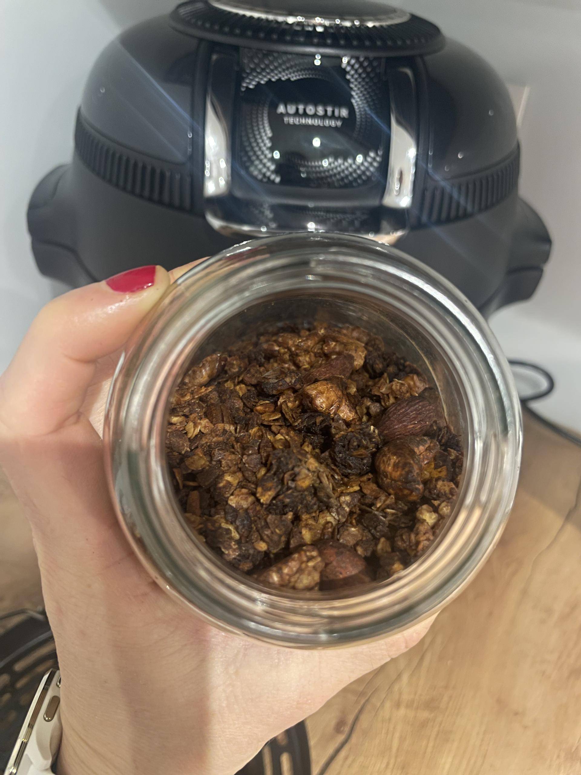 Granola aux raisins secs de Shosanna30 - Recette Cookeo Infinity Autostir | Moulinex