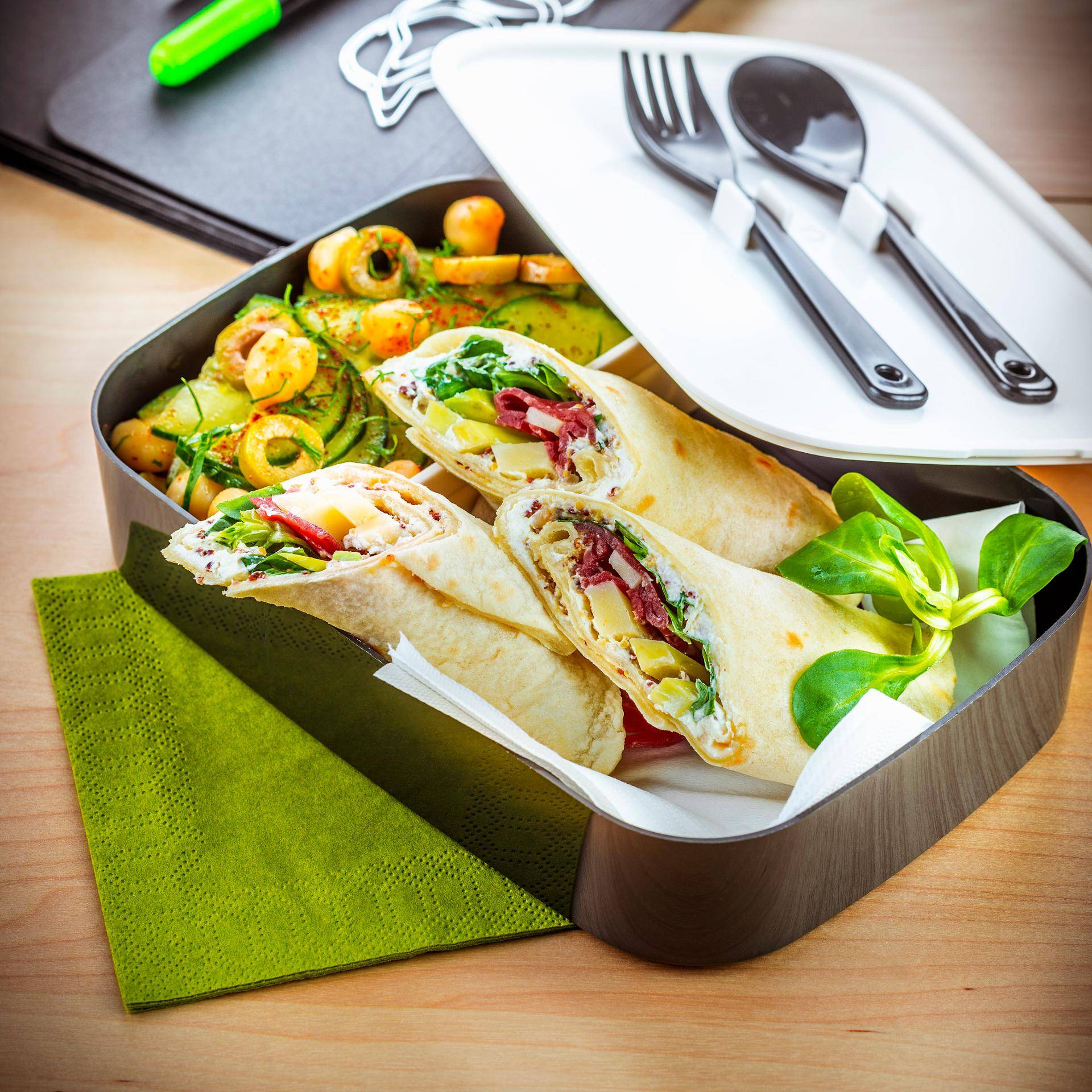 Wraps maison et salade de pois chiche et concombre - Recette Companion | Moulinex