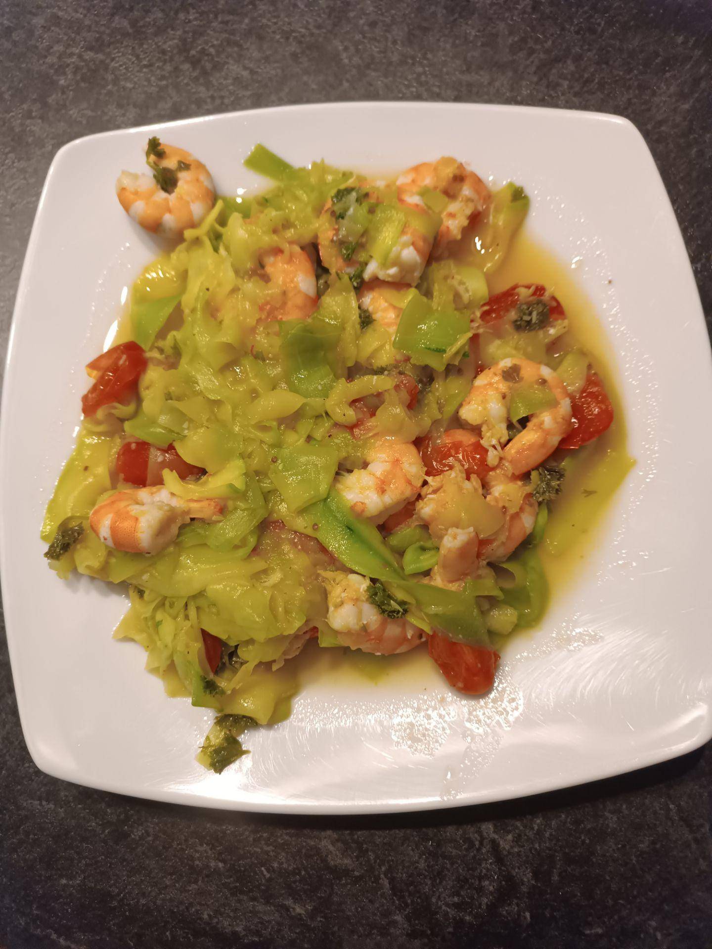 Spaghetti de courgettes aux crevettes à ma façon - Recette Cookeo | Moulinex