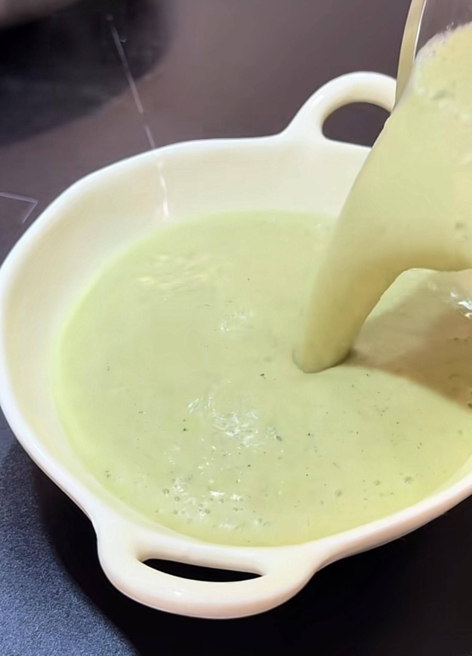 Soupe brocolis et kiri de Mygeek - Recette Cookeo V3 | Moulinex
