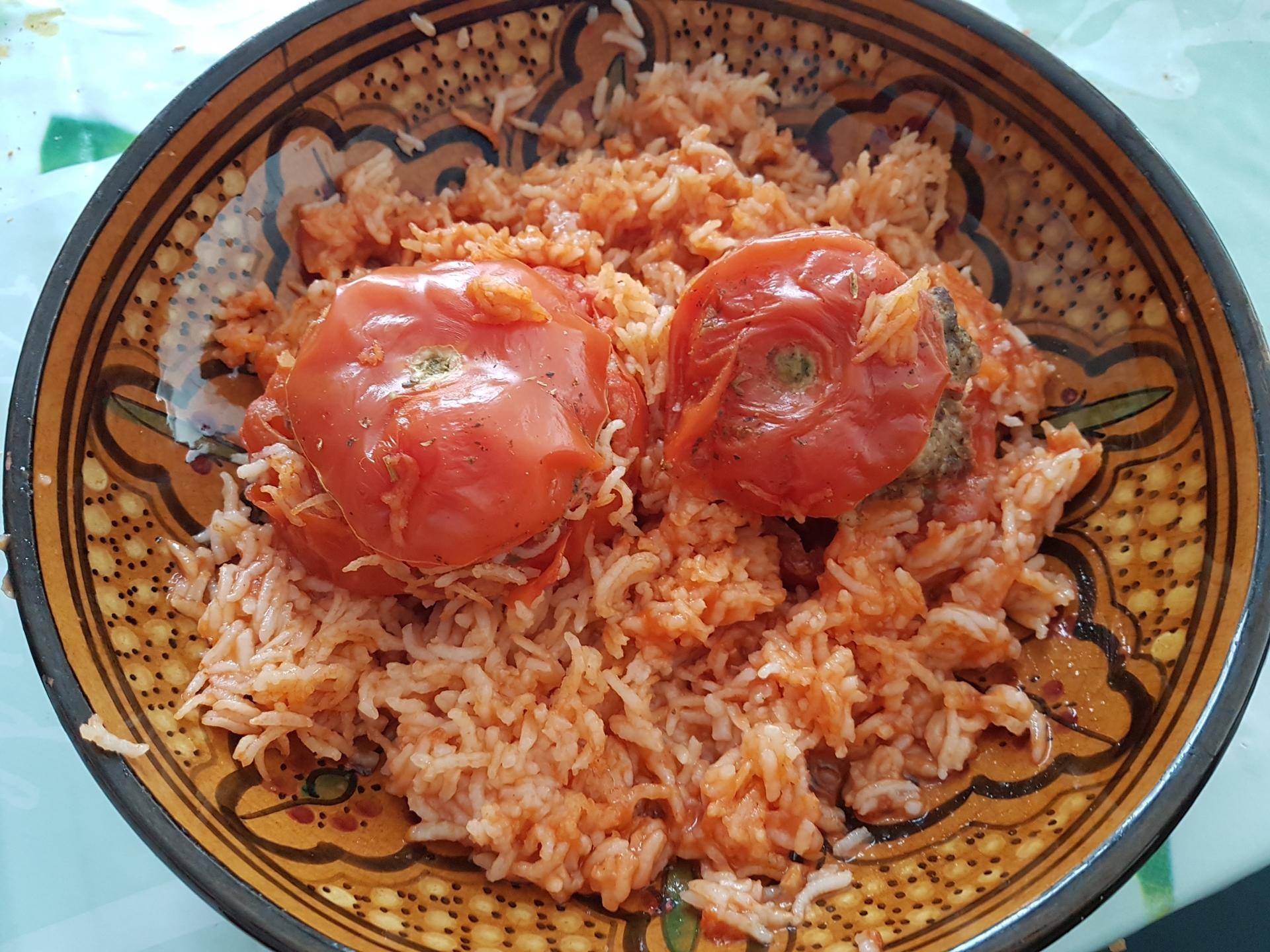 Tomates farcies et riz à la sauce tomate - Recette Cookeo | Moulinex