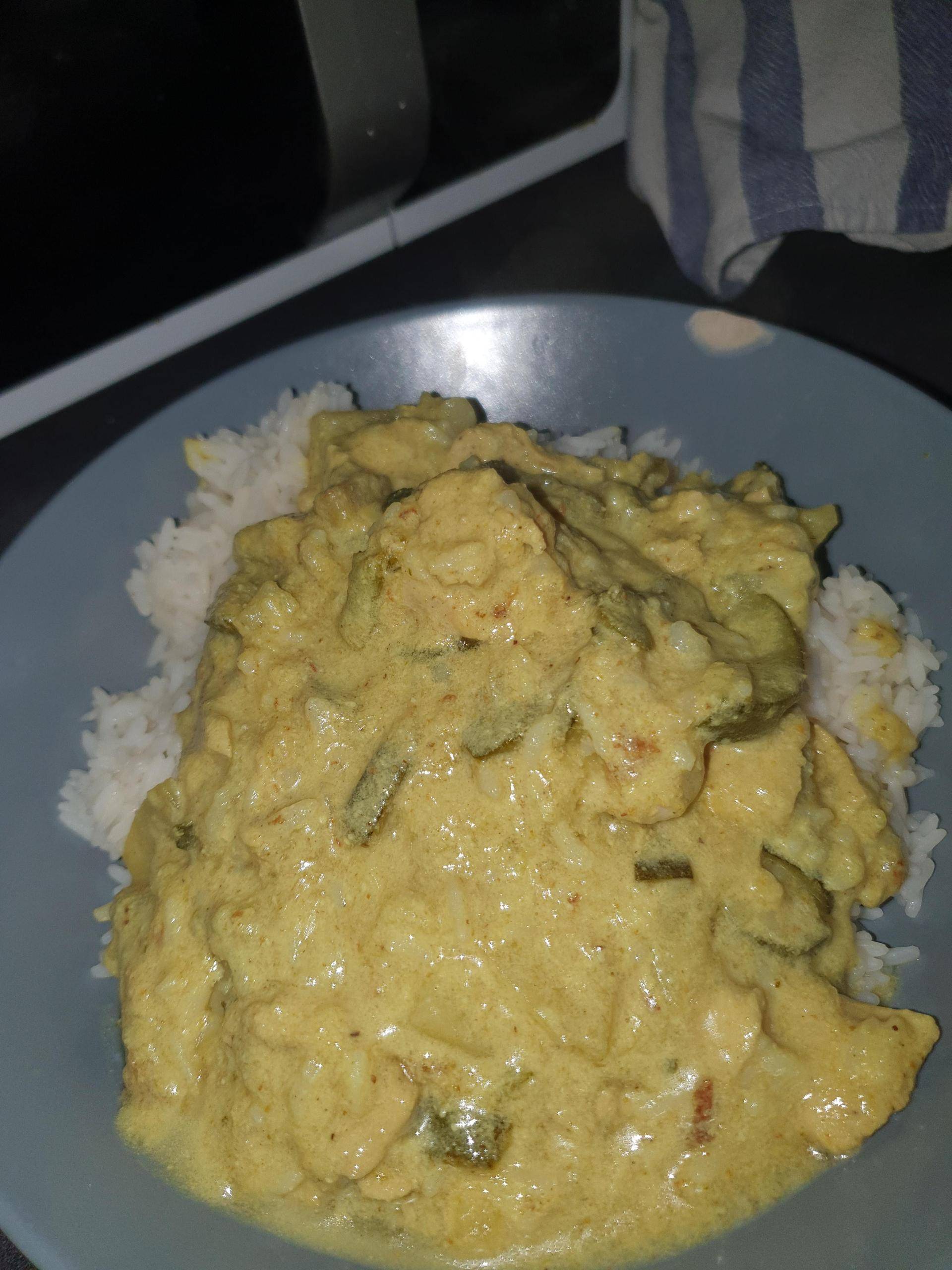 Poulet colombo,courgettes, pomme de terre - Recette Cookeo | Moulinex