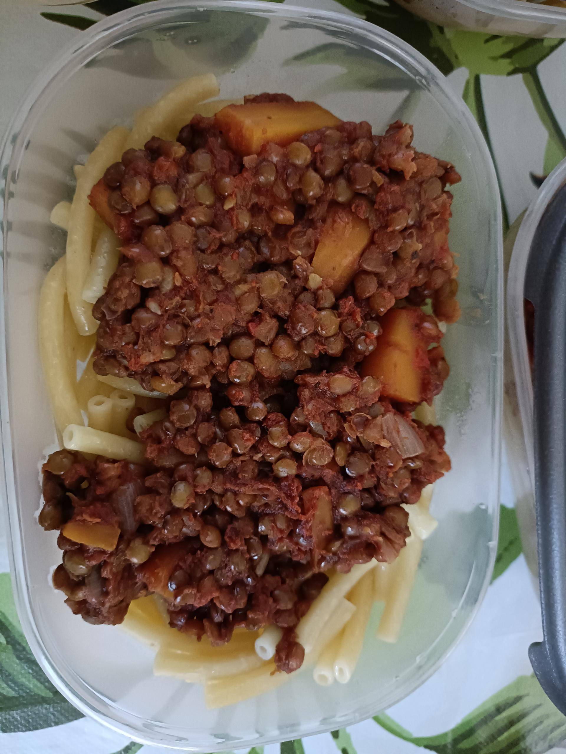 Pâtes à la sauce tomate, lentilles et carottes - Recette Cookeo V3 | Moulinex