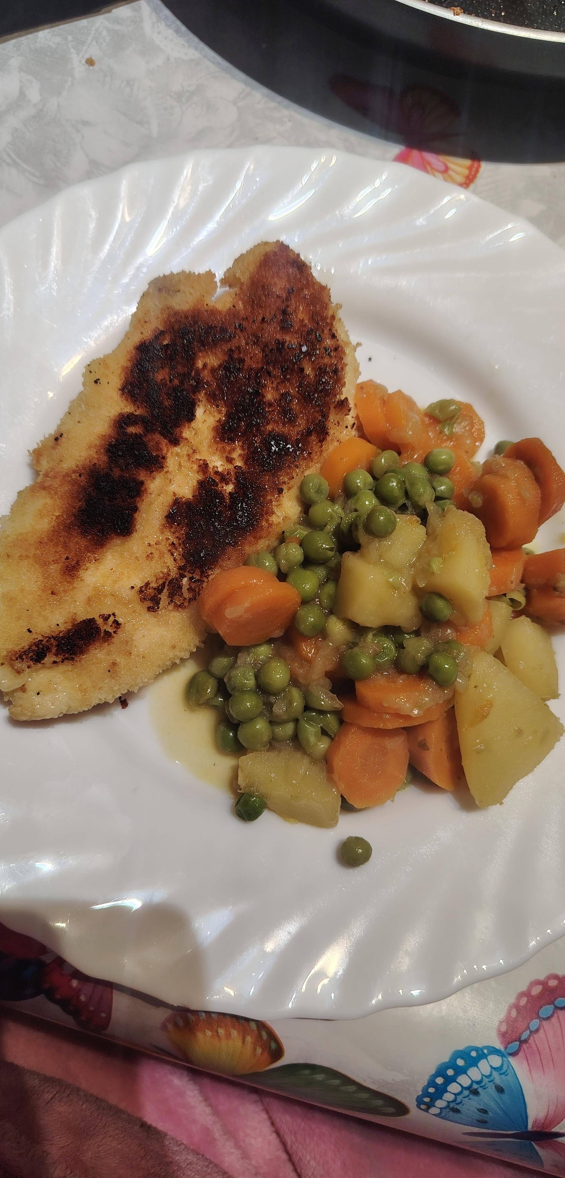 Escalopes de poulet à la viennoise et ses légumes - Recette Cookeo | Moulinex