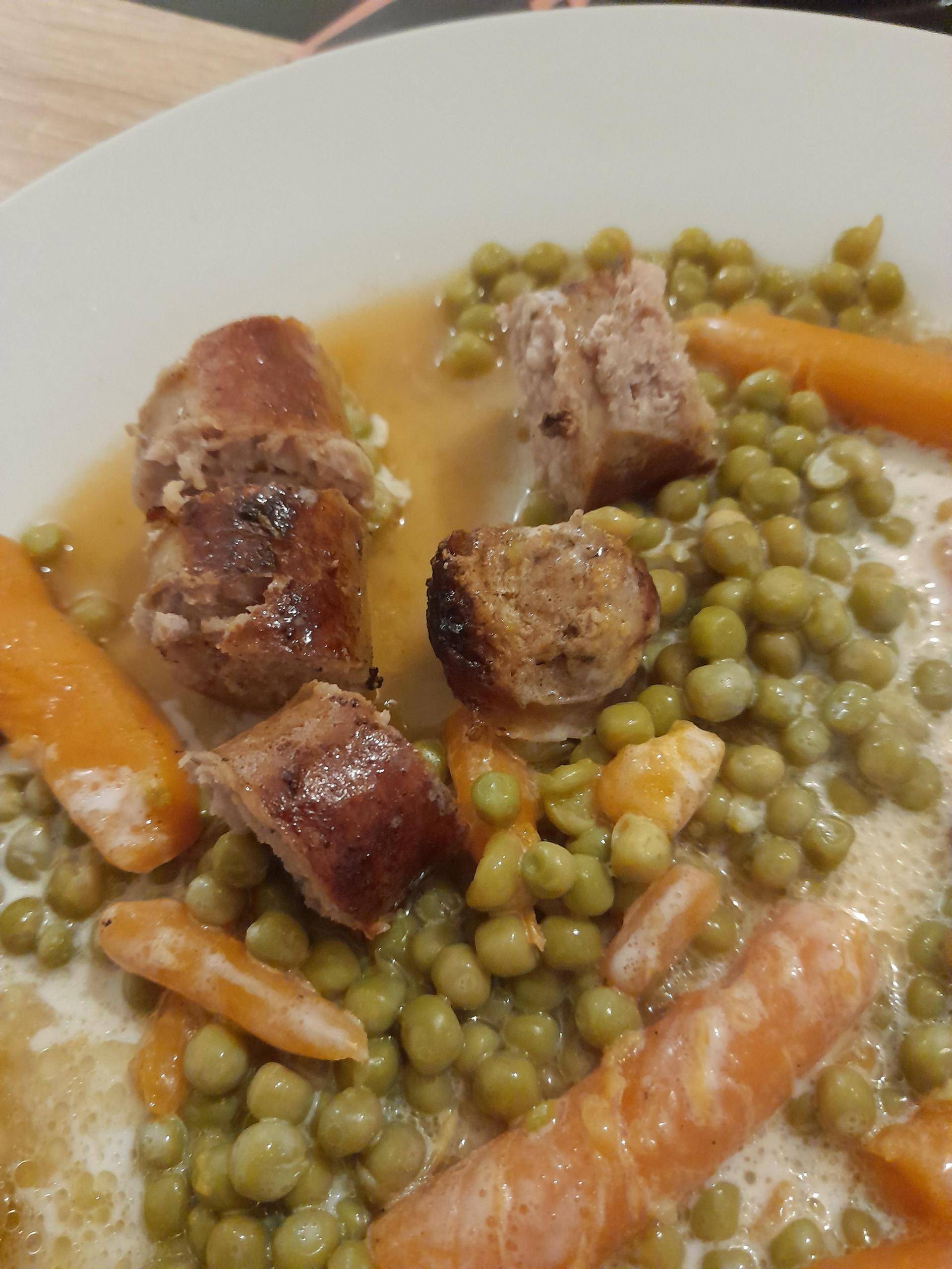 Saucisse de Toulouse et petit pois carottes - Recette Cookeo | Moulinex