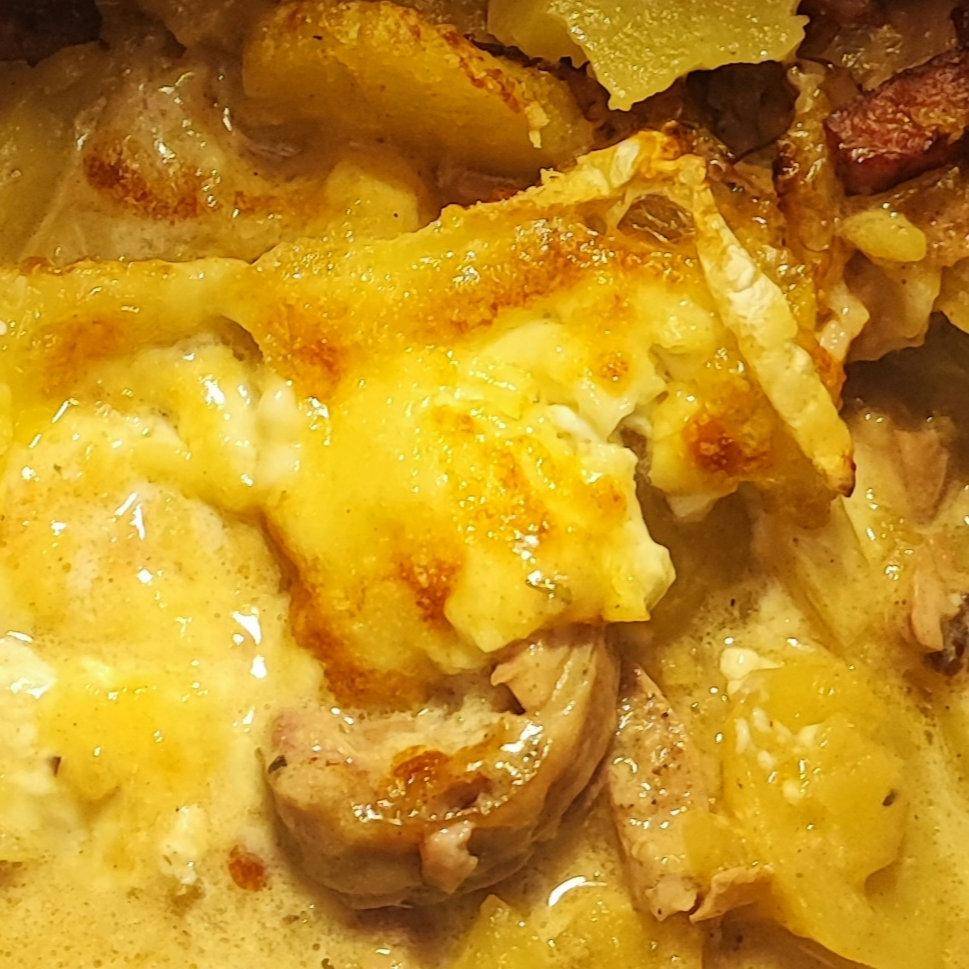 Gratin d'andouillettes, pomme de terre au Chaource - Recette Cookeo | Moulinex