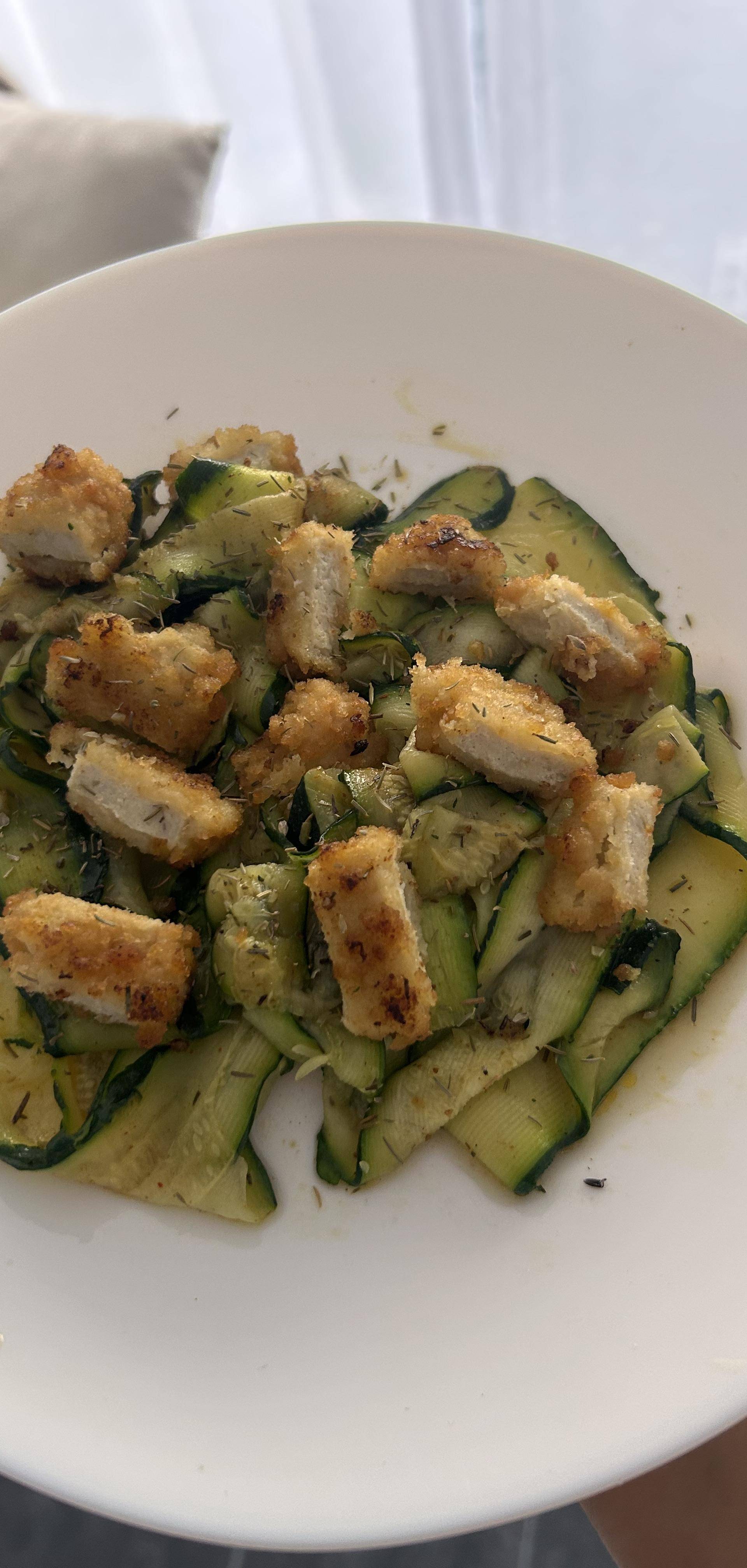 Tagliatelles de courgettes et filets de poulet - Recette Cookeo Infinity Autostir | Moulinex