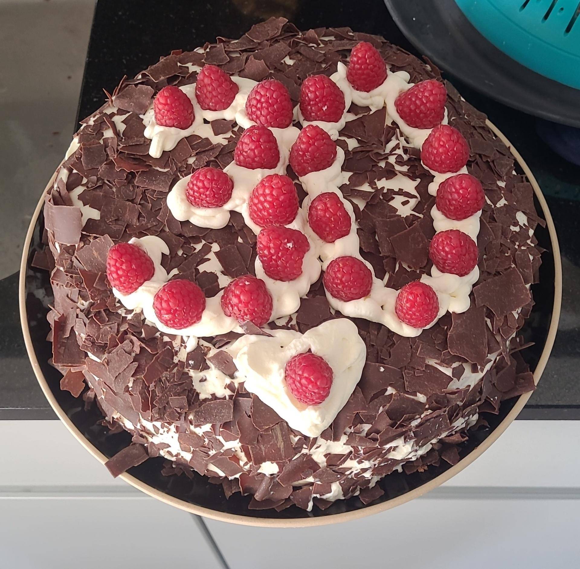 Forêt noire aux framboises - Recette Companion Connect XL | Moulinex