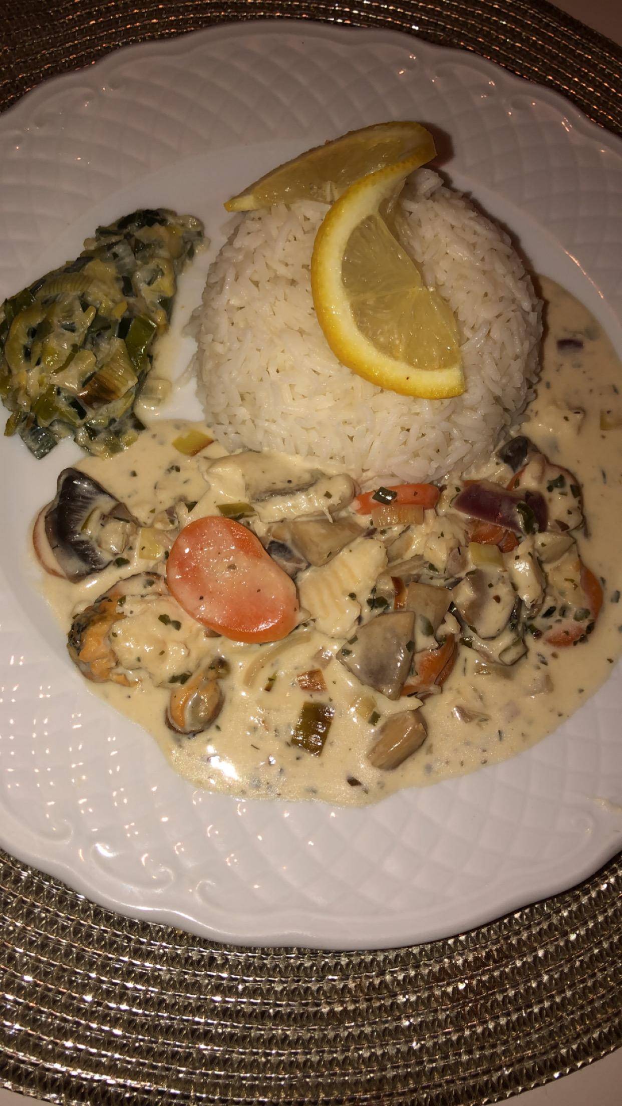 Blanquette de poisson, fondue de poireaux et riz - Recette Cookeo | Moulinex