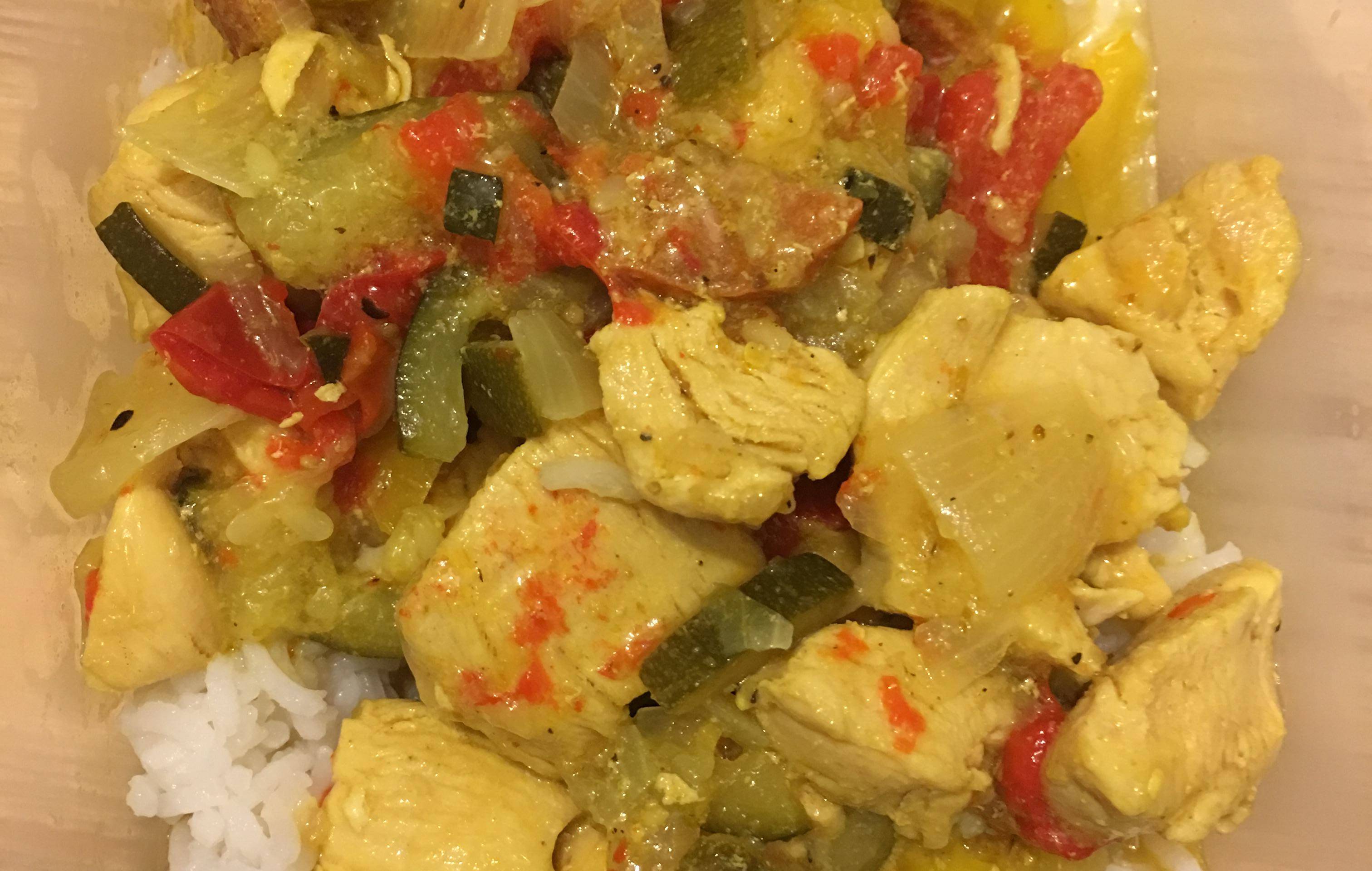 Curry de Poulet et petits legumes au lait de coco - Recette Cookeo | Moulinex