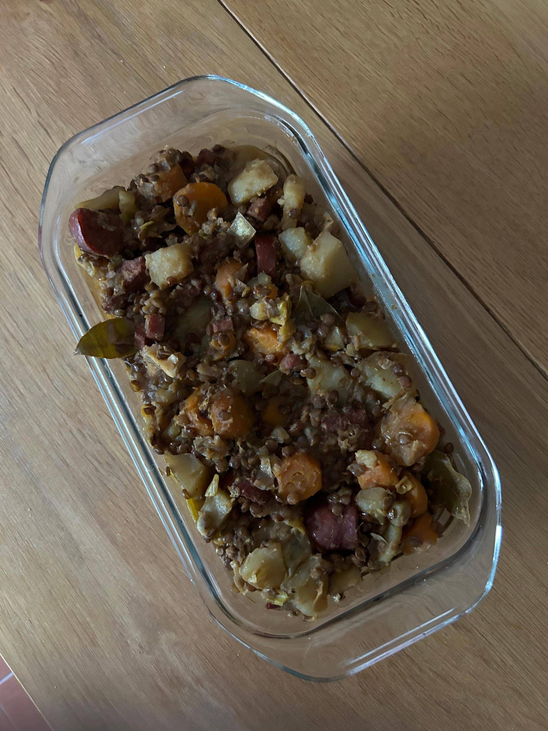 Lentilles-carottes-pommes de terre-poireaux au chorizo - Recette Cookeo | Moulinex