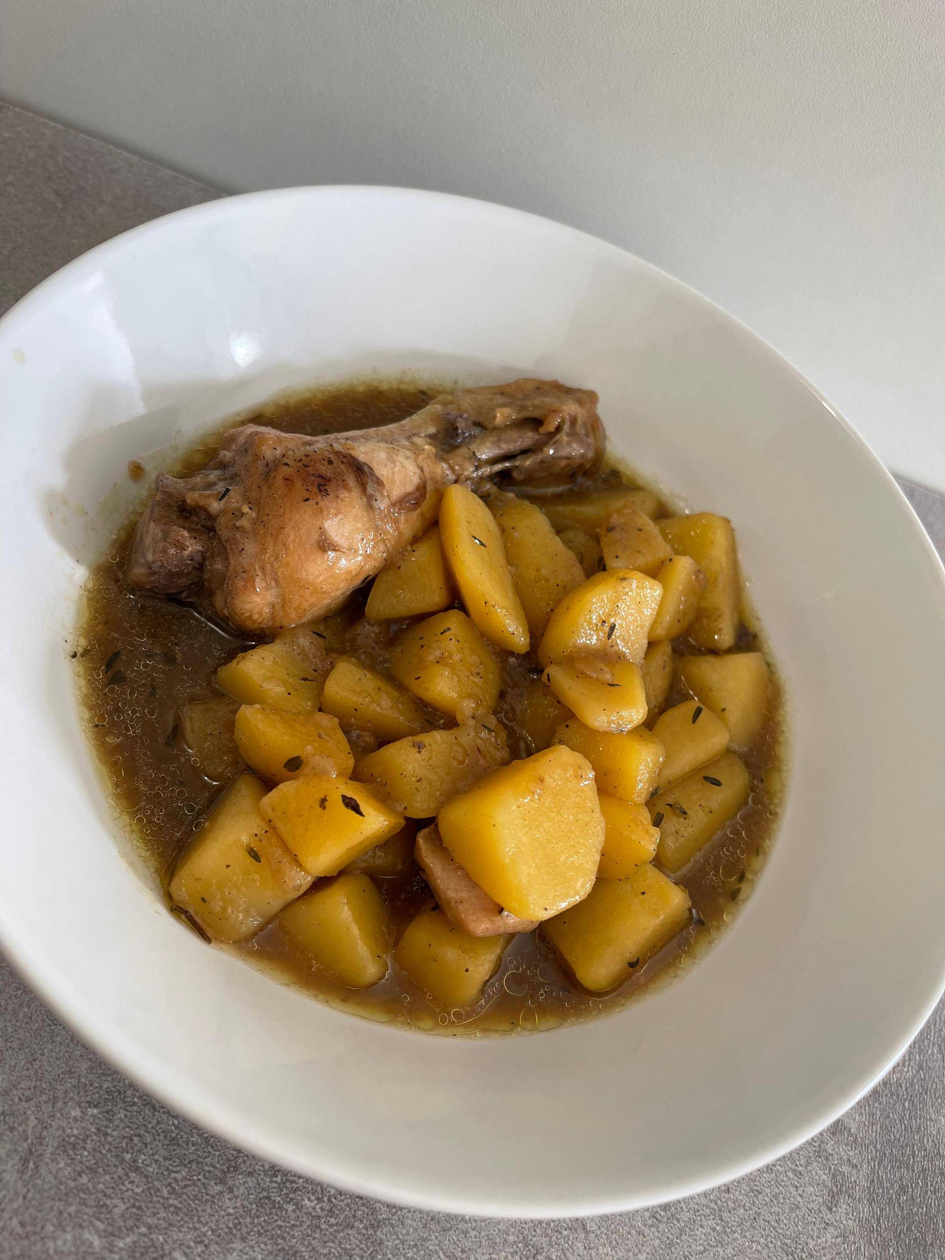 Poulet accompagné de pomme de terre - Recette Cookeo | Moulinex