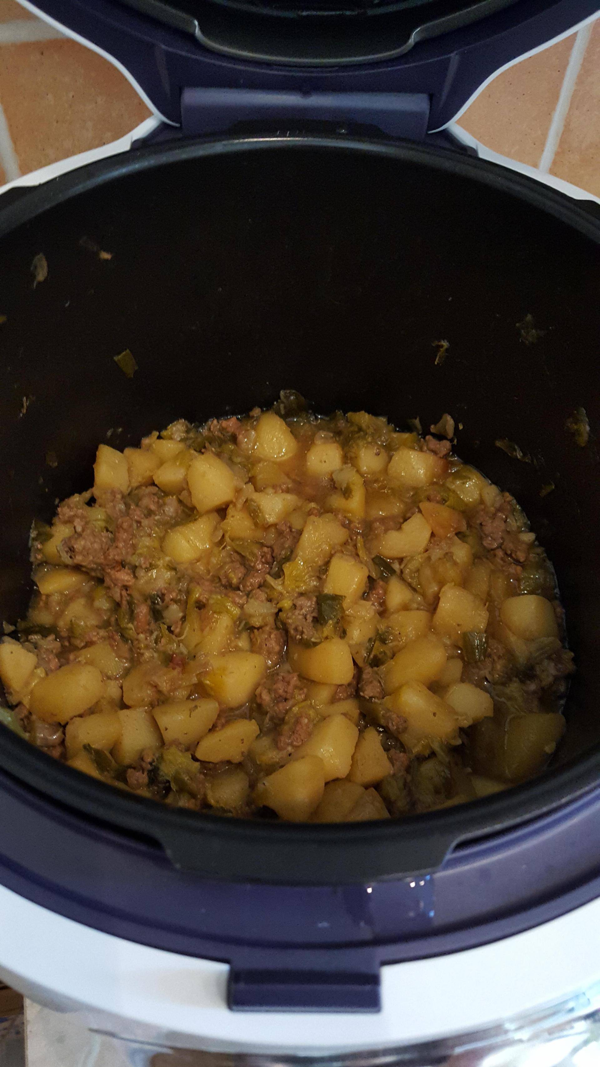 Potée de pommes de terre et poireaux au boeuf - Recette Cookeo | Moulinex