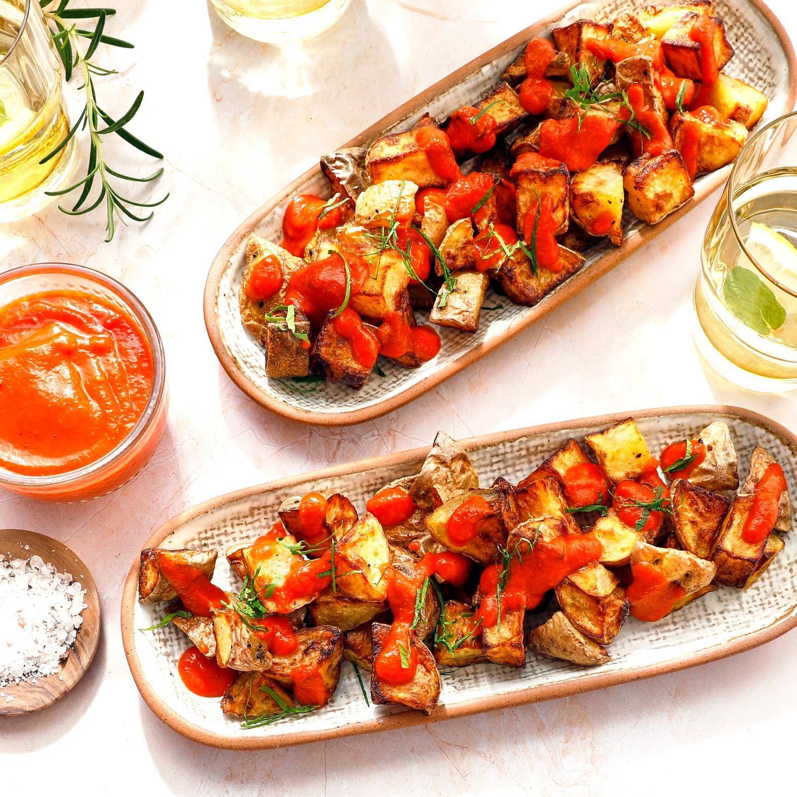 Pittige patatas bravas - Recette EASY FRY & GRILL 2 in 1 MECHANICAL | Moulinex