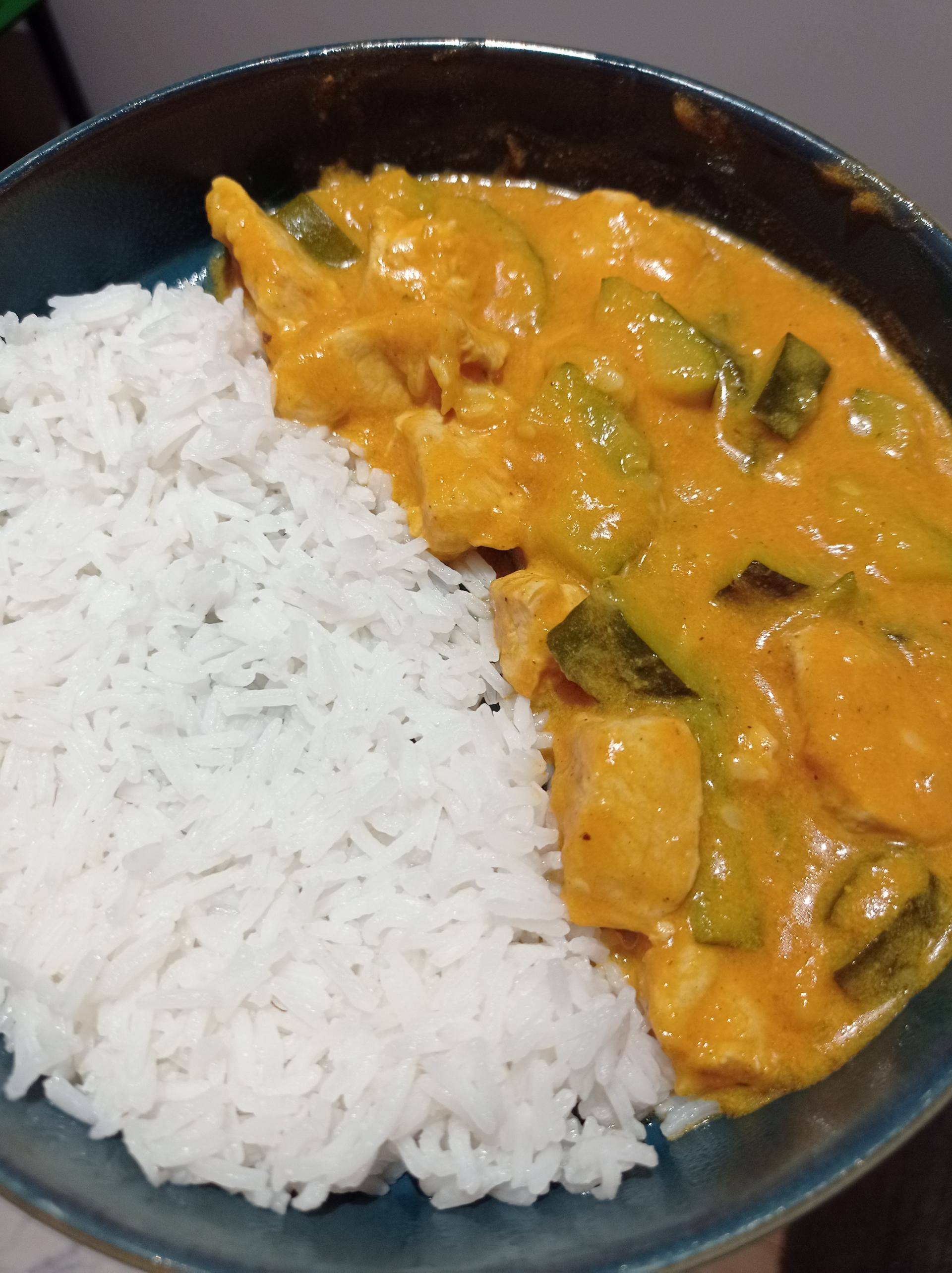 Poulet curry courgettes - Recette Cookeo V3 | Moulinex