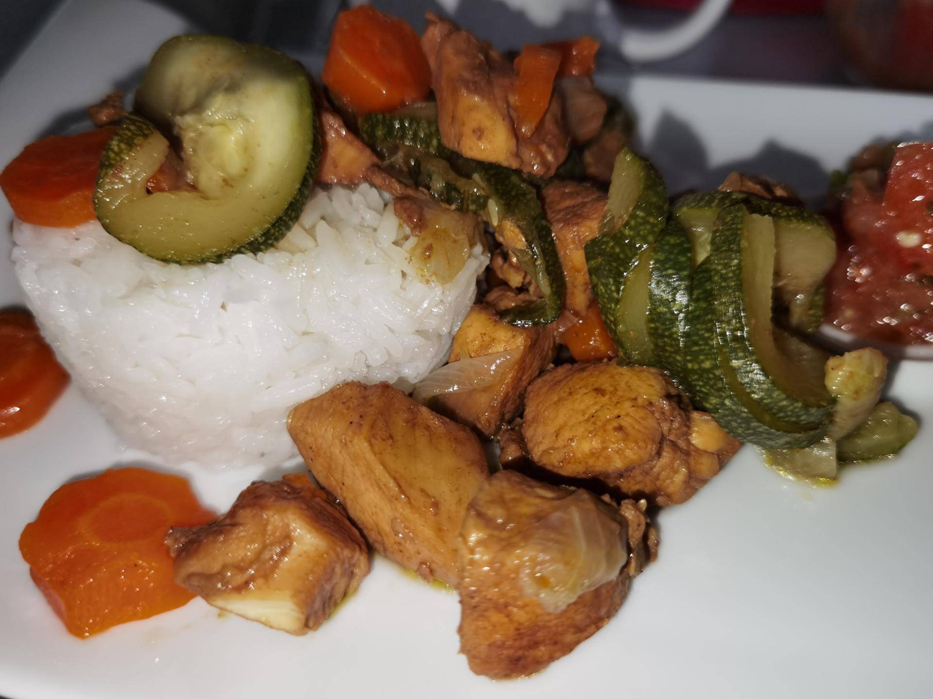 Escalope de poulet aux légumes et au curry - Recette Cookeo | Moulinex