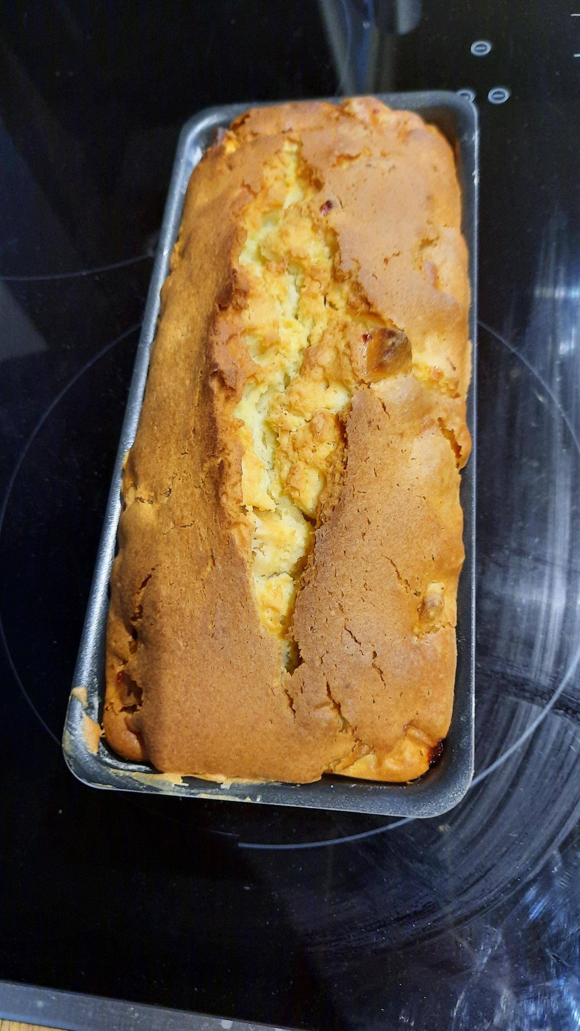 Cake aux pommes et raisins secs - Recette Companion Connect XL | Moulinex
