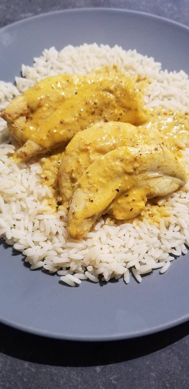 Aiguillettes de poulet au curry et son riz - Recette Cookeo | Moulinex