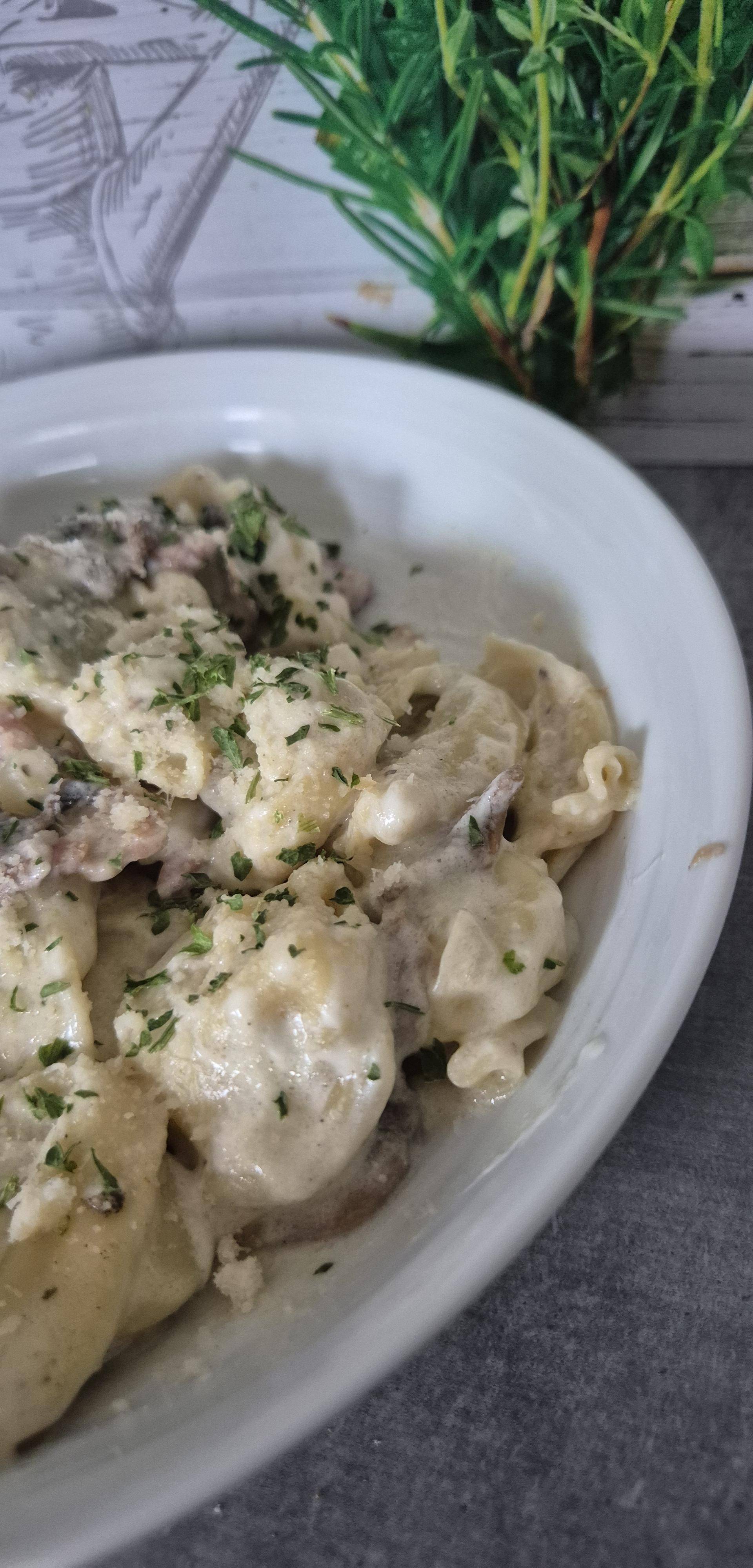 Tortellinis crémeux aux lardons et champignons - Recette Cookeo Infinity Autostir | Moulinex