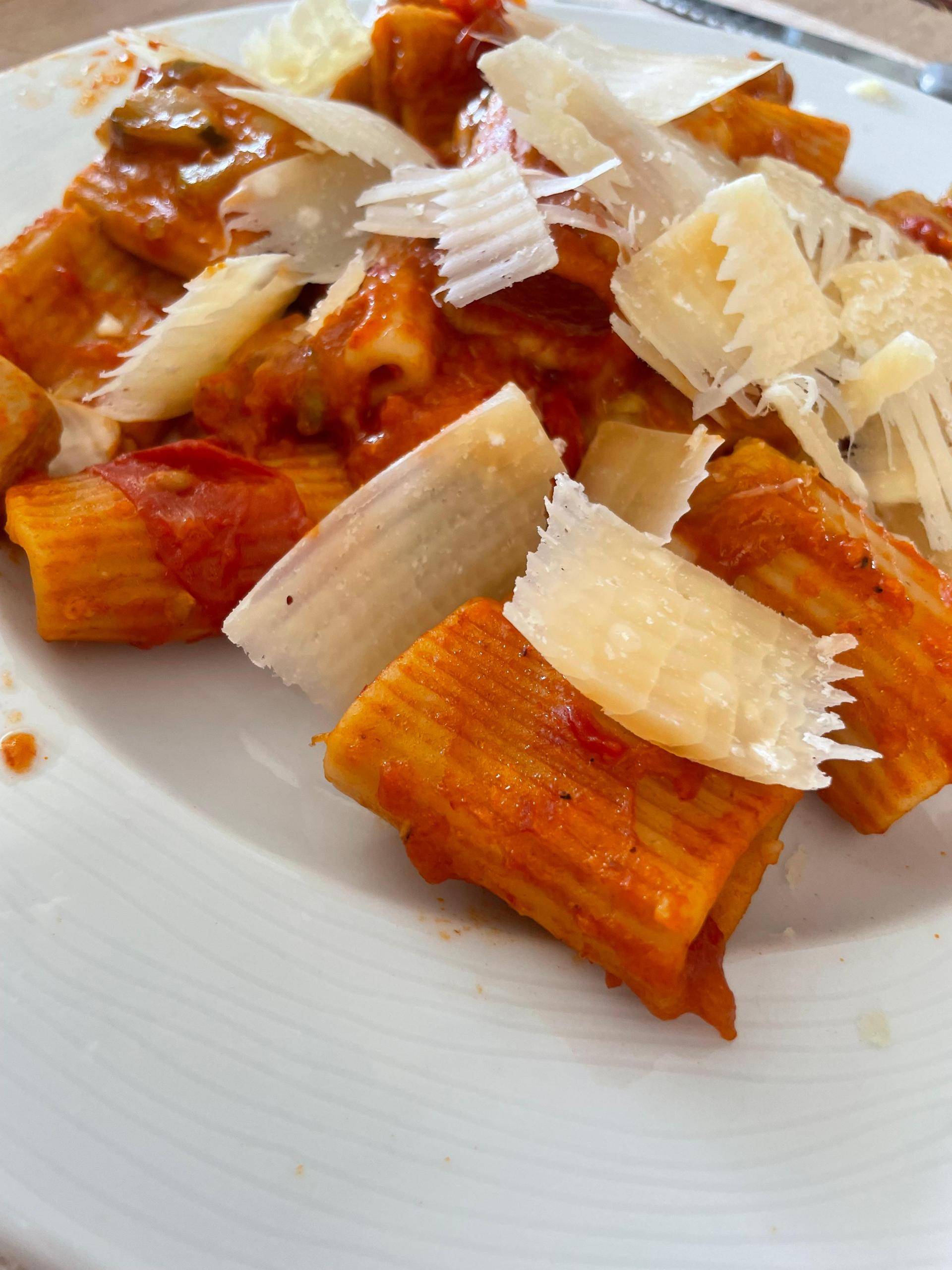 One pot pasta courgettes tomates poulet - Recette Cookeo | Moulinex