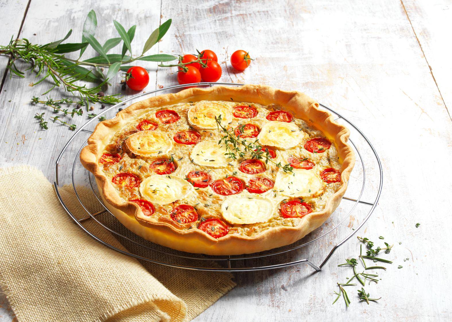 Tarte chèvre et tomate - Recette Cook'in One | Moulinex