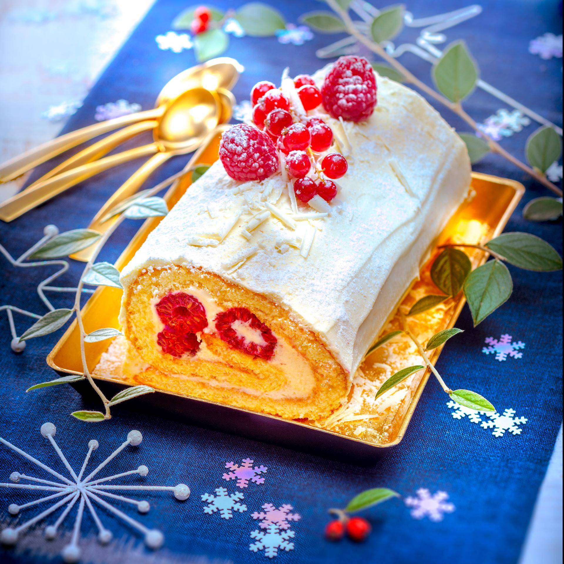 Bûche chocolat blanc et fruits rouges - Recette Companion Connect | Moulinex