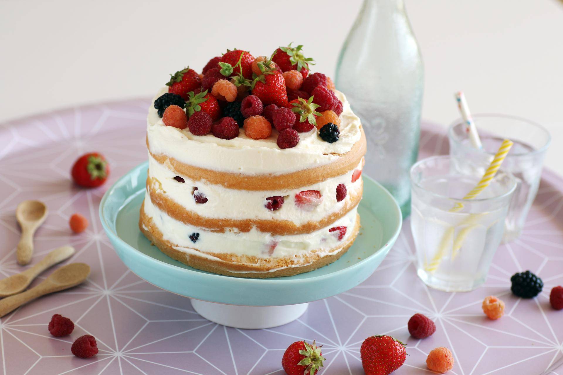 Naked cake met rode vruchten - Recette Companion XL | Moulinex