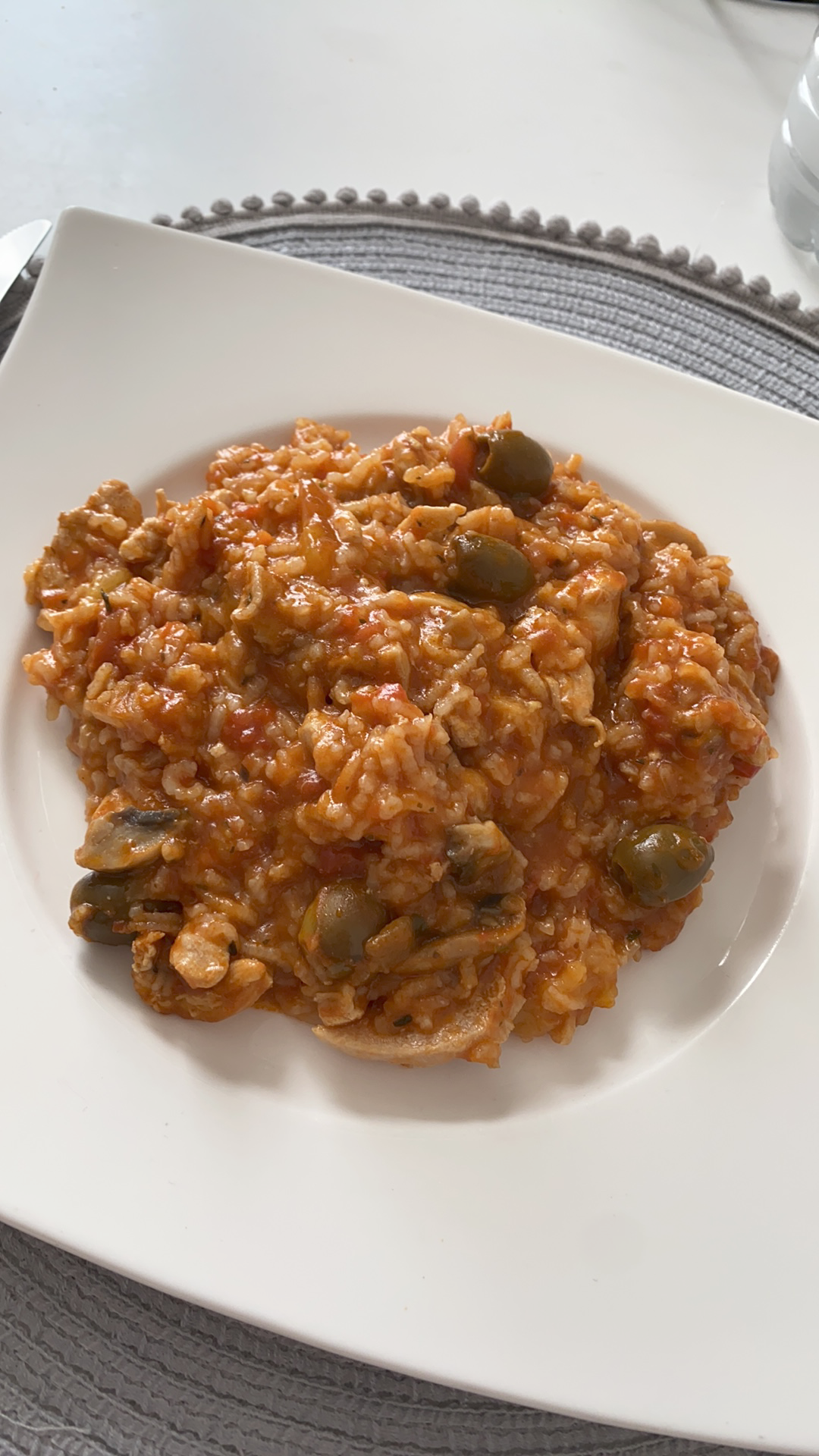 Riz poulet sauce tomates olives champignon - Recette Cookeo | Moulinex