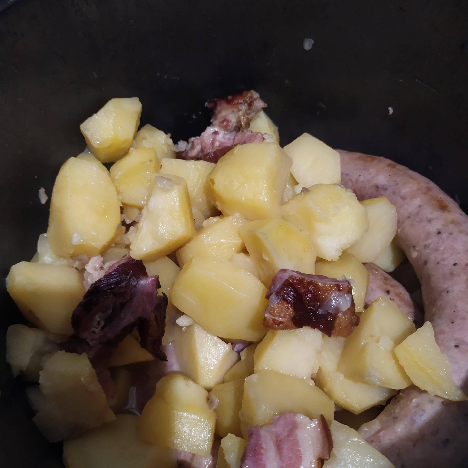 Pommes de terre saucisse - Recette Cookeo | Moulinex