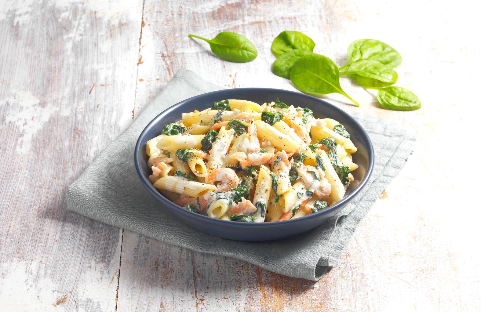 Pâtes au saumon et aux épinards - Recette Cook'in One | Moulinex