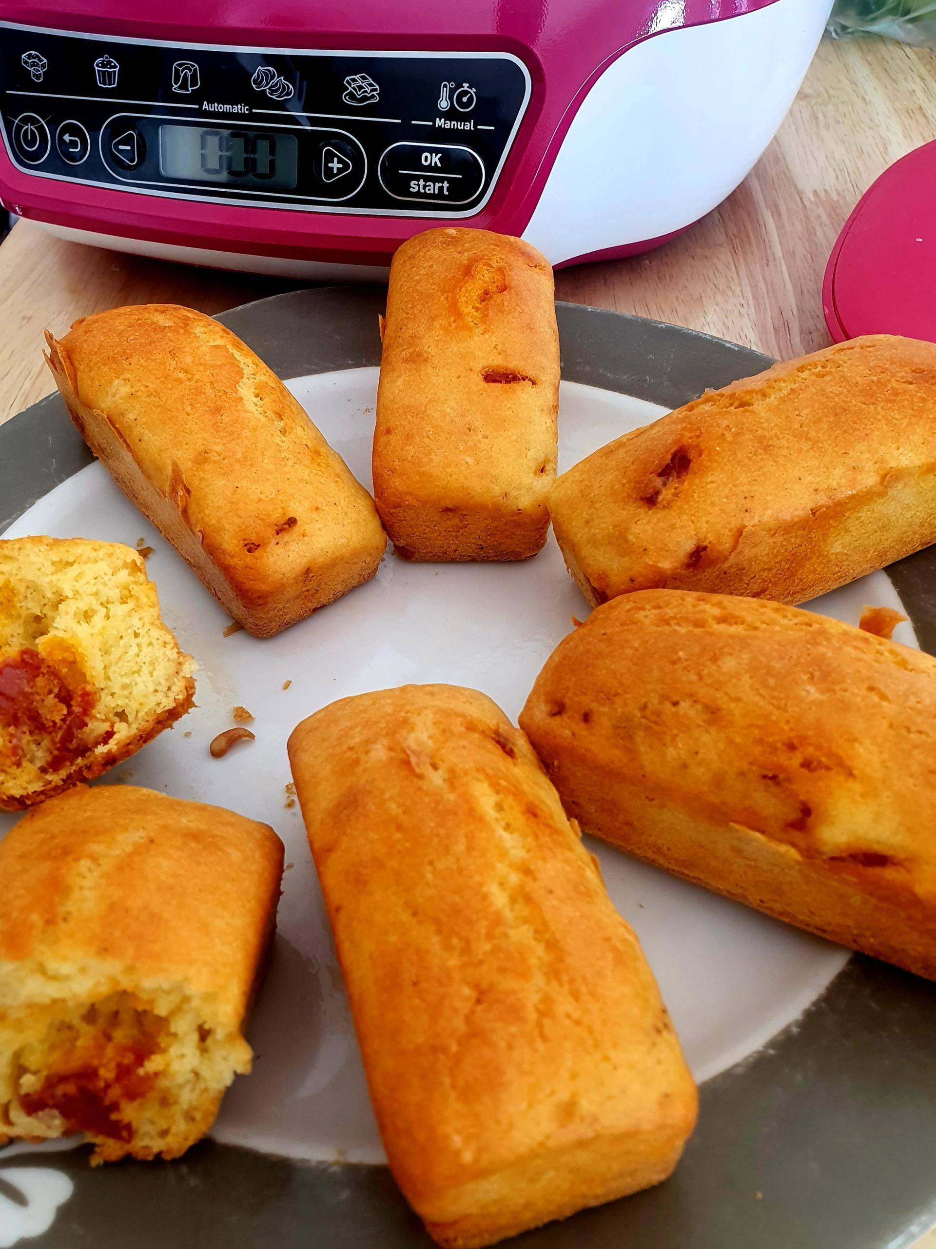 Mini cakes parmesan & chorizo - Recette Cake Factory | Moulinex