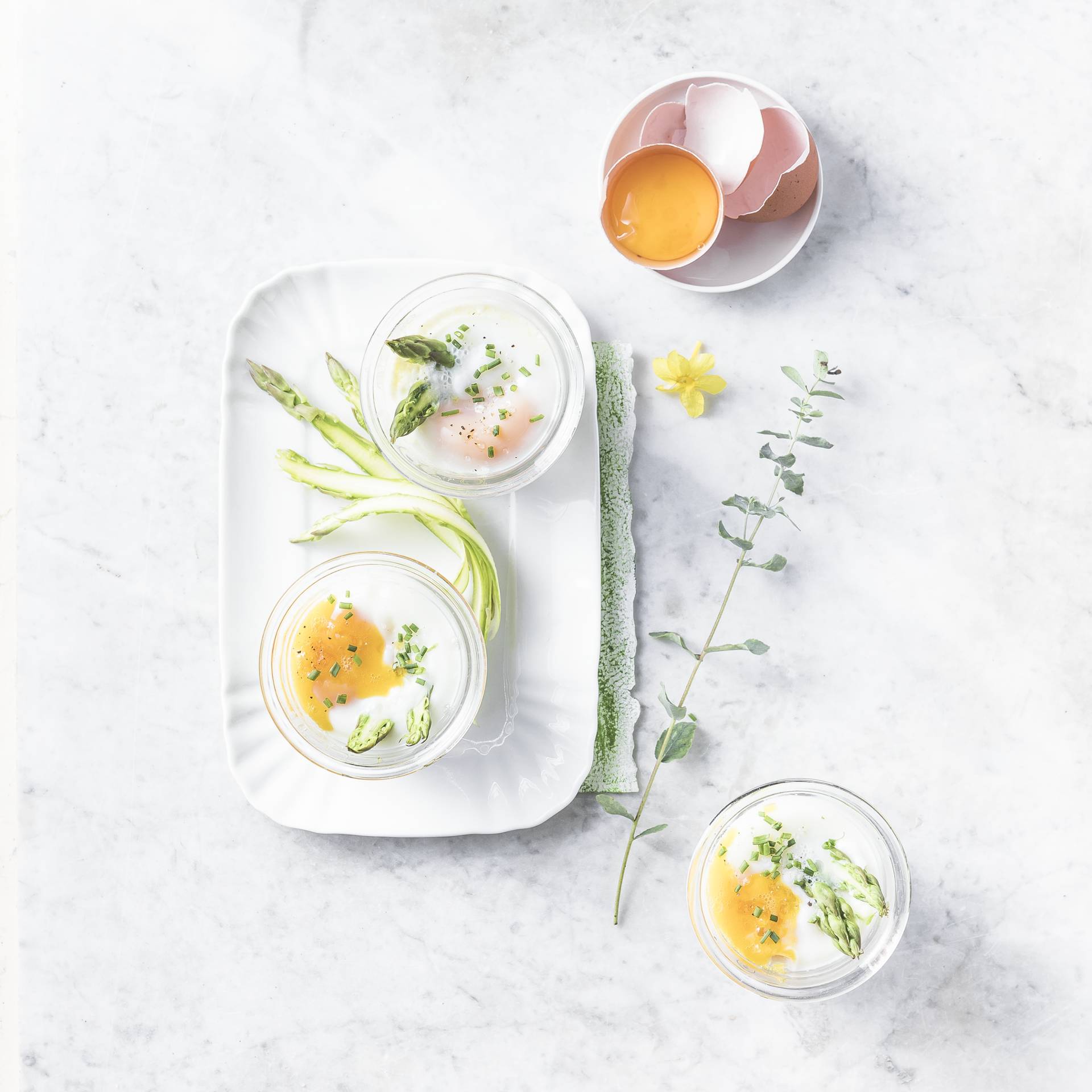 Franse eitjes met groene asperges - Recette EASY FRY & GRILL 2 in 1 DIGITAL | Moulinex