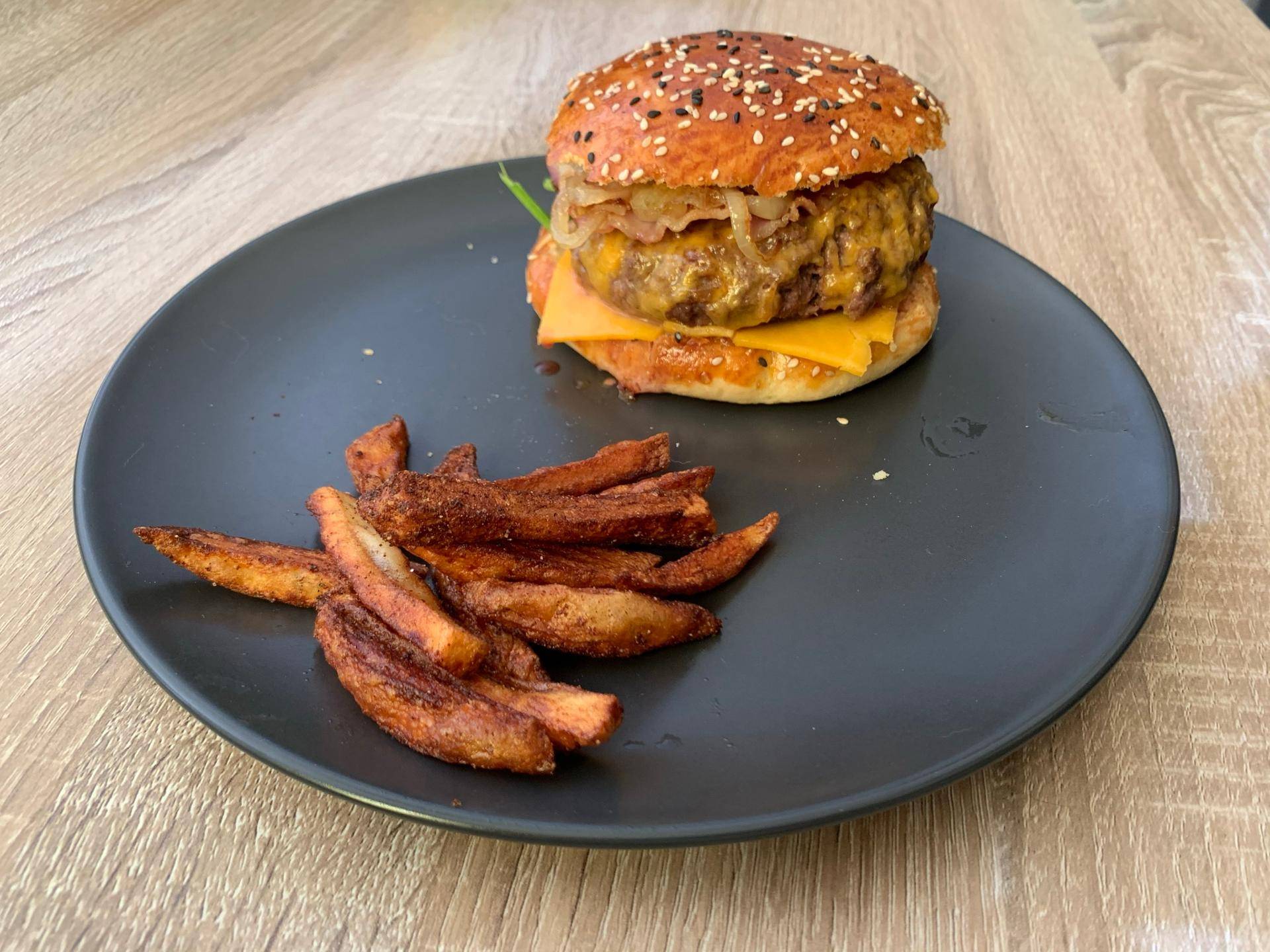 Cheeseburgers au bacon - Recette Companion Connect XL | Moulinex