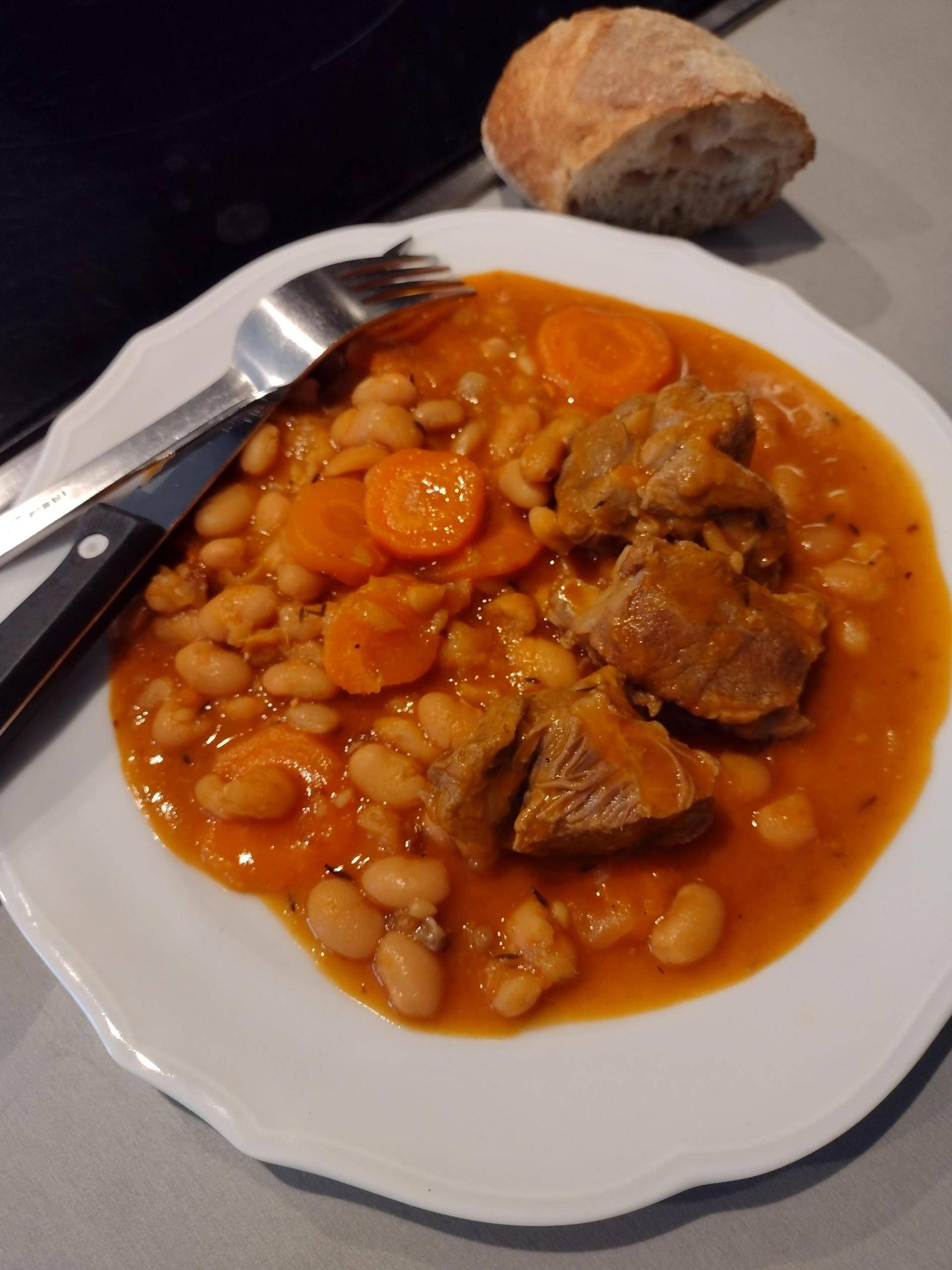 Ragout d'agneau, haricots blancs à la sauce tomate - Recette Cookeo | Moulinex