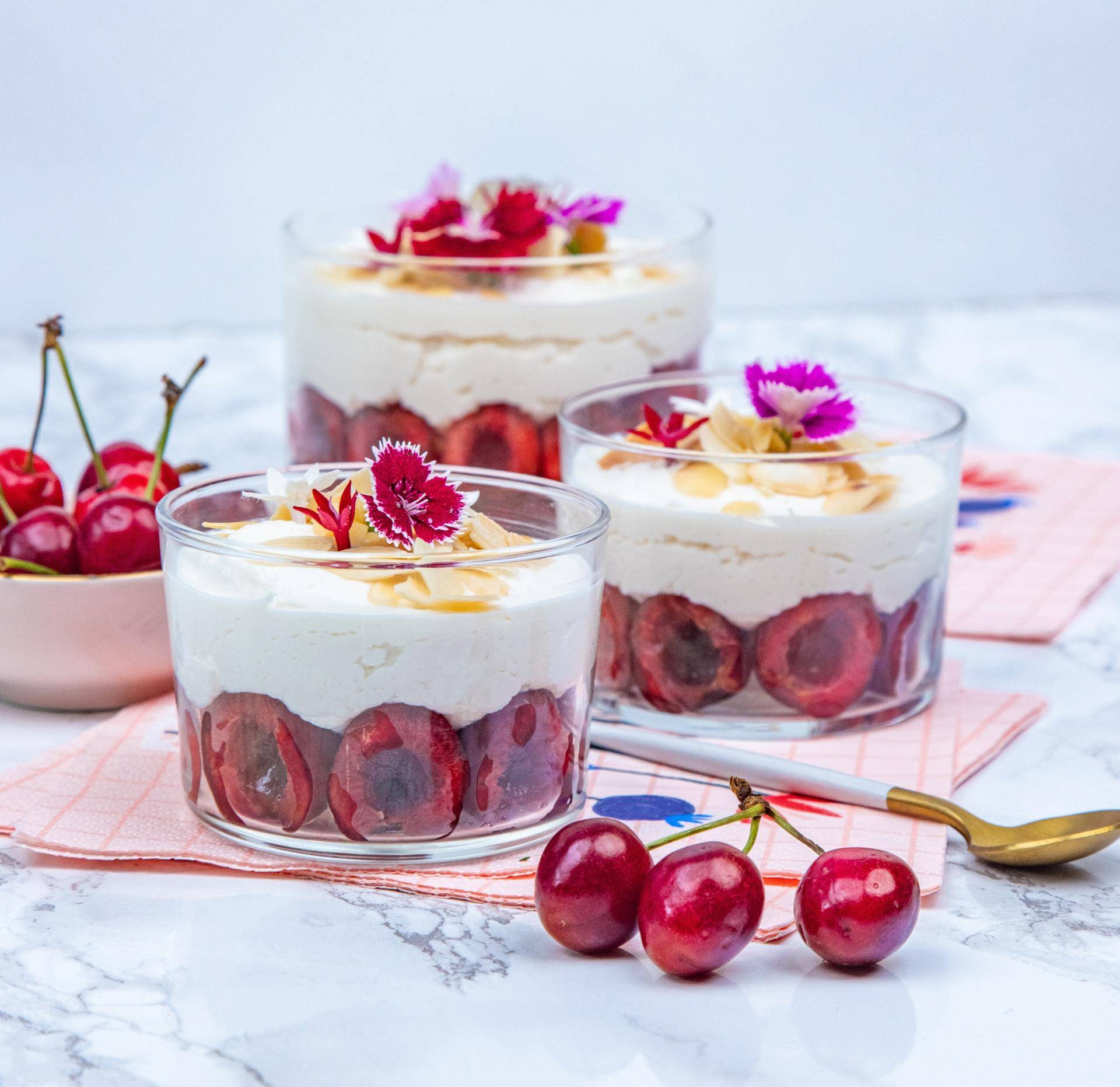 Tiramisu cerise amande - Recette Companion | Moulinex