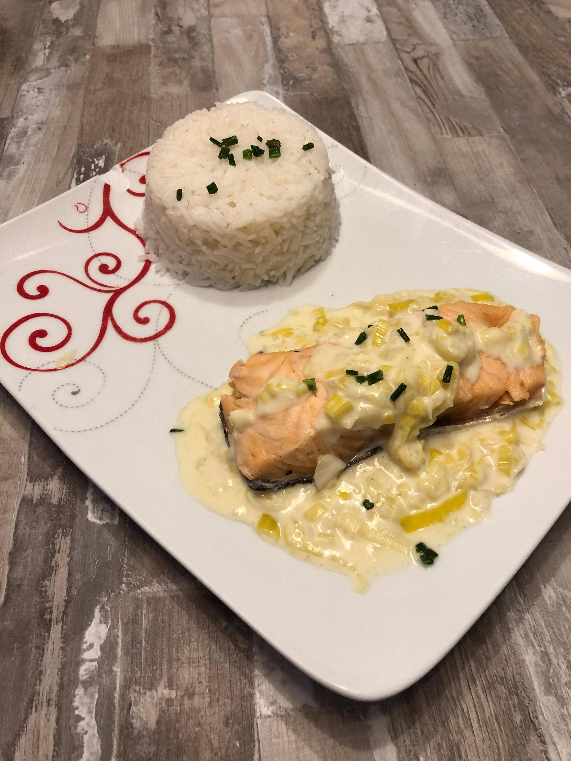 Fondue de poireaux et son pavé de saumon - Recette Companion Connect | Moulinex