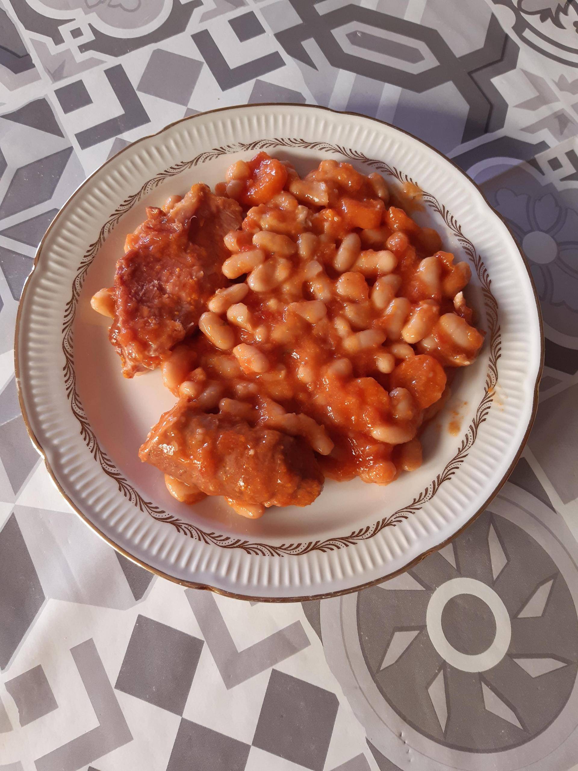 Haricots blancs tomates saucisses à cuire - Recette Cookeo | Moulinex