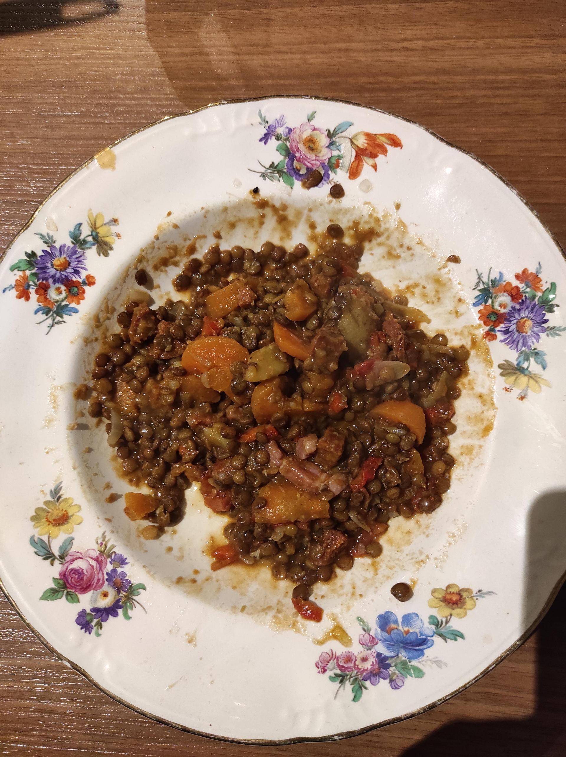Lentilles façon espagnole (chorizo, tomates, poivron, carottes) - Recette Cookeo | Moulinex