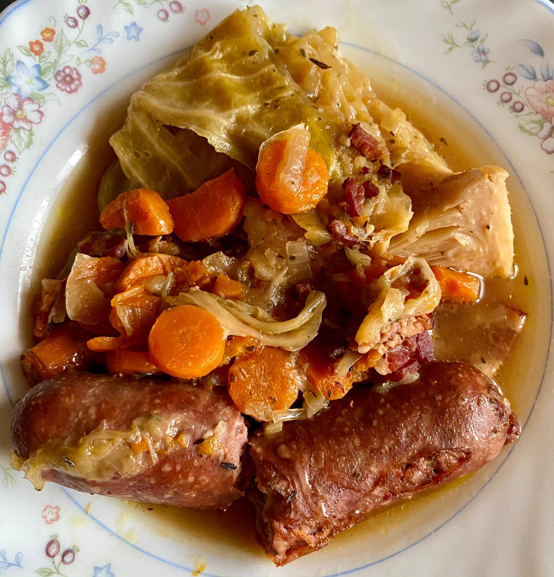 Chou braisé aux saucisses - Recette Cookeo V3 | Moulinex